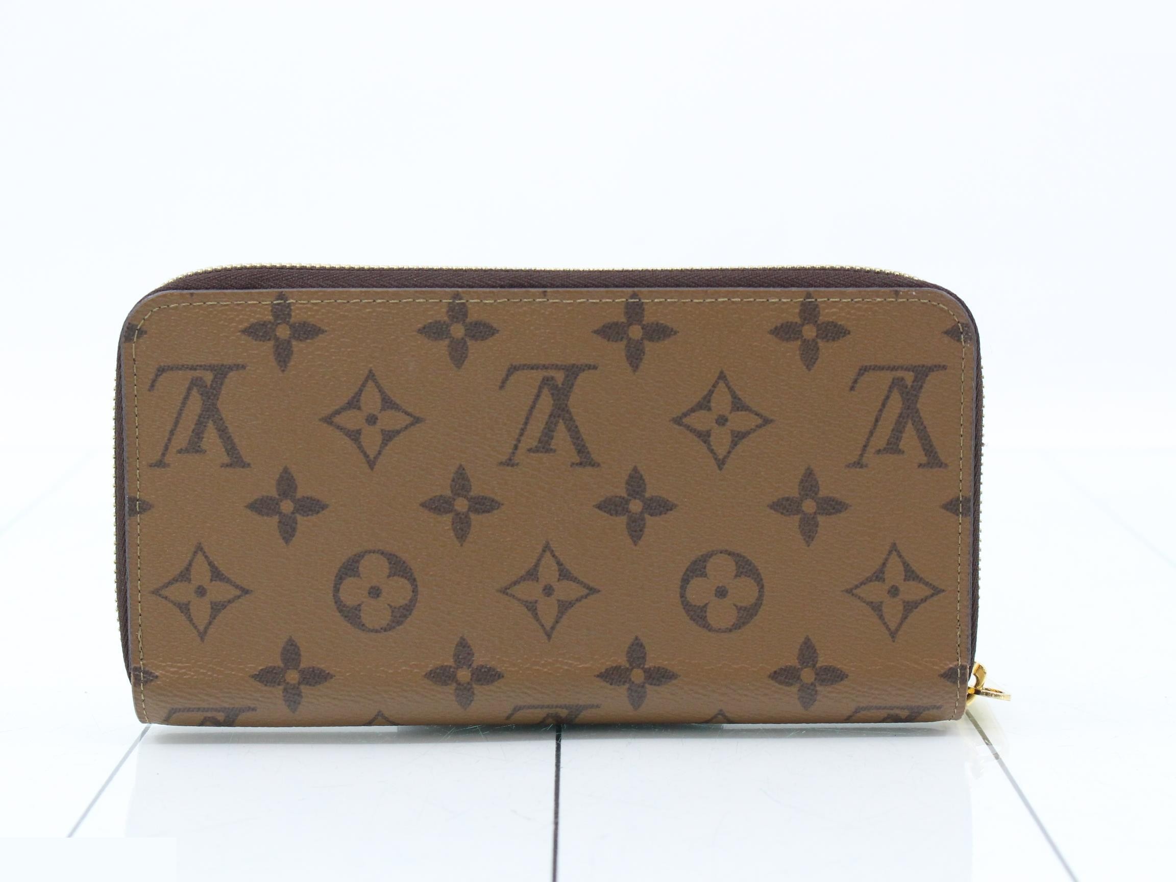 Reverse Zippy Wallet — view 2