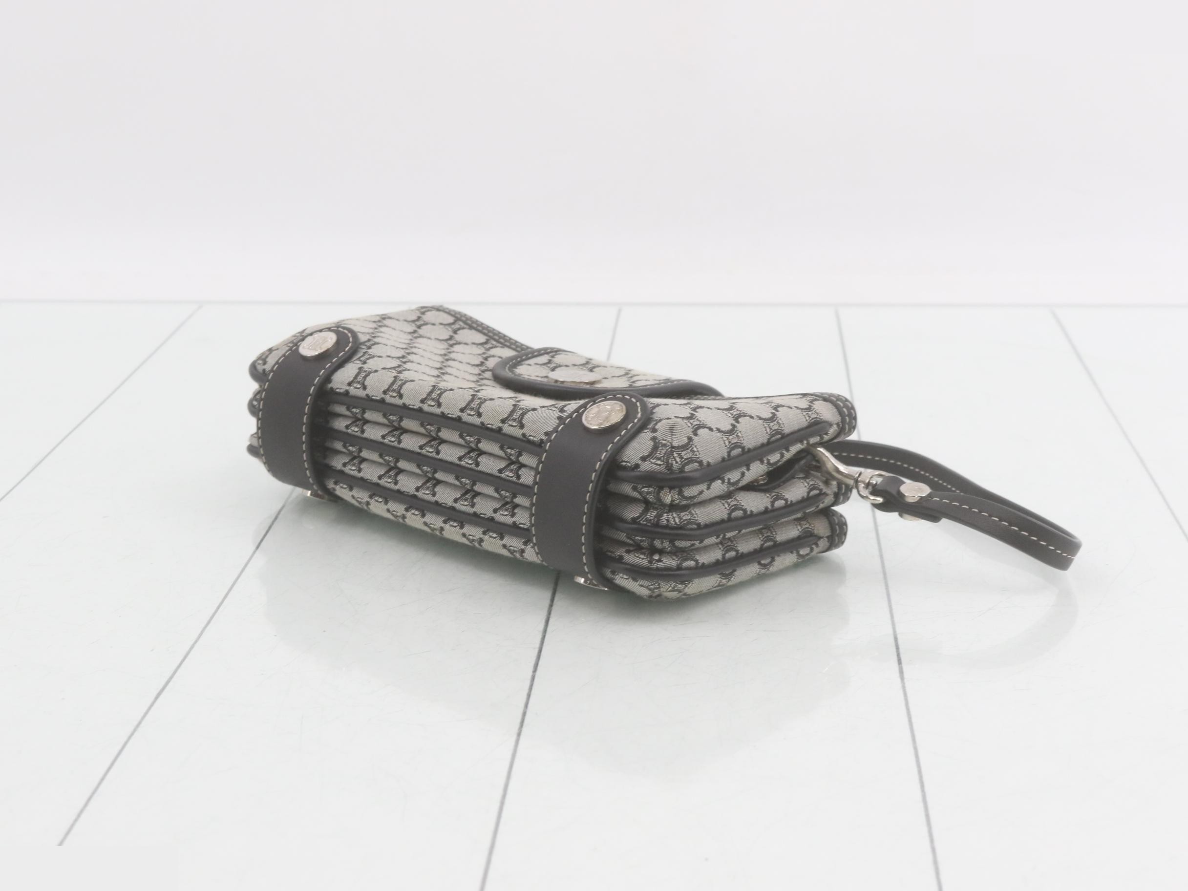 Triomphe handbag — view 6