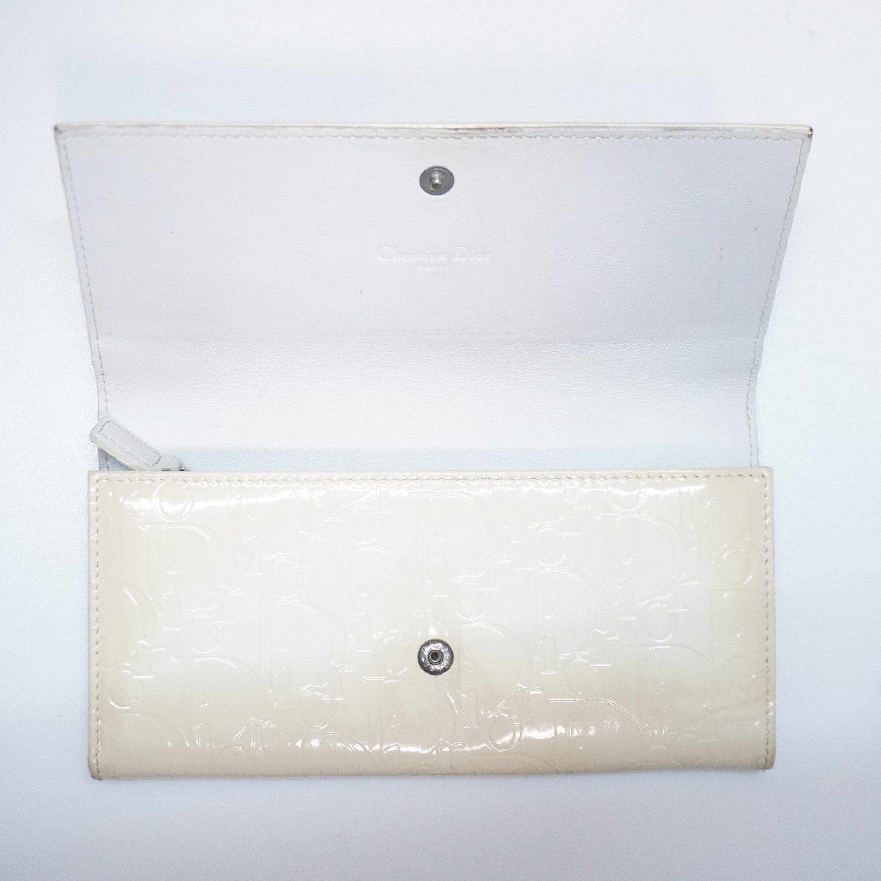 Trotter Patent Long Wallet — view 11