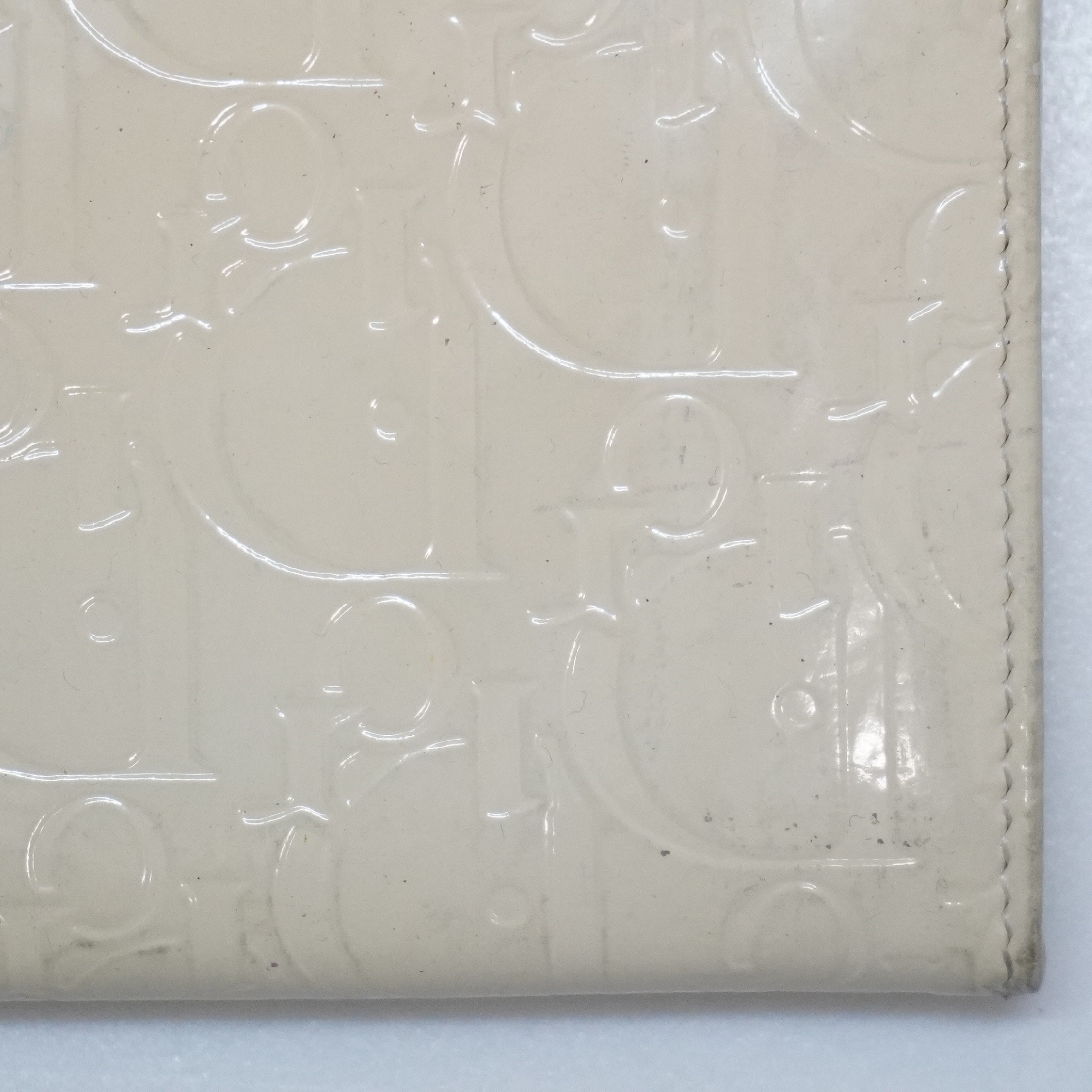 Trotter Patent Long Wallet — view 10