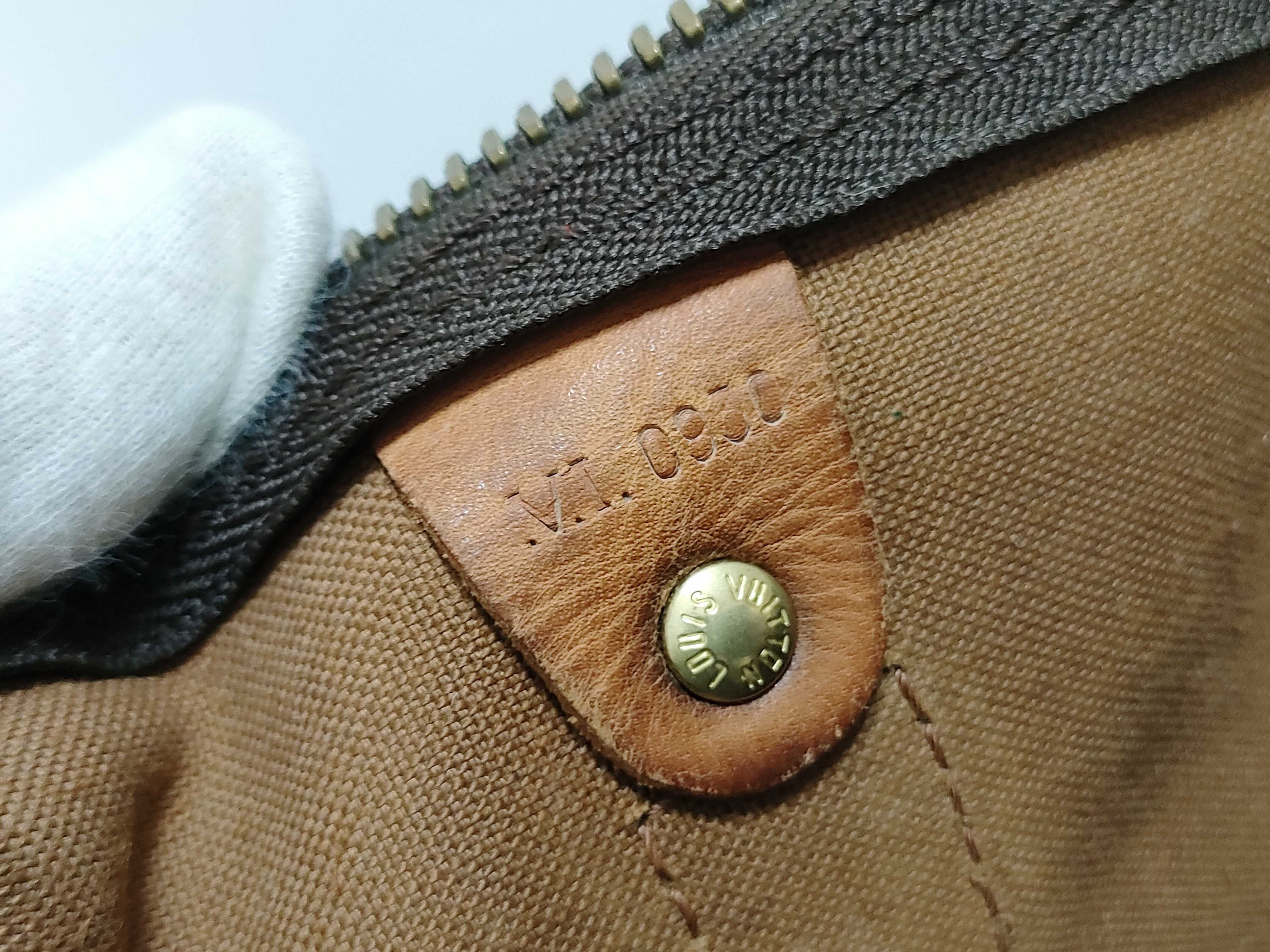 Monogram Louis Vuitton Keepall Bandouliere 55 Monogram M41414 VI0930 Boston Bag — view 12