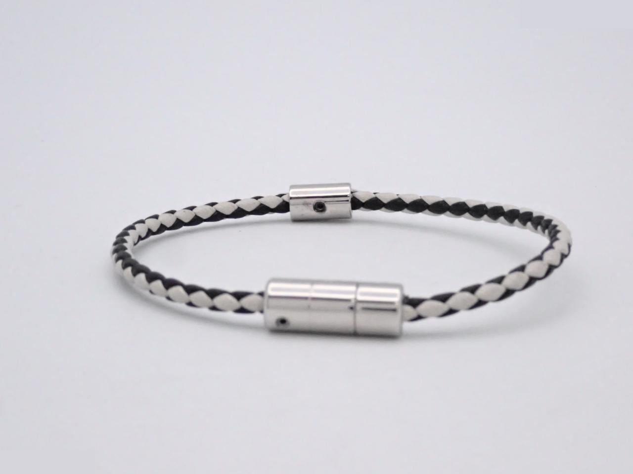 Bracelet, wrist circumference approximately 18.5 cm — view 2