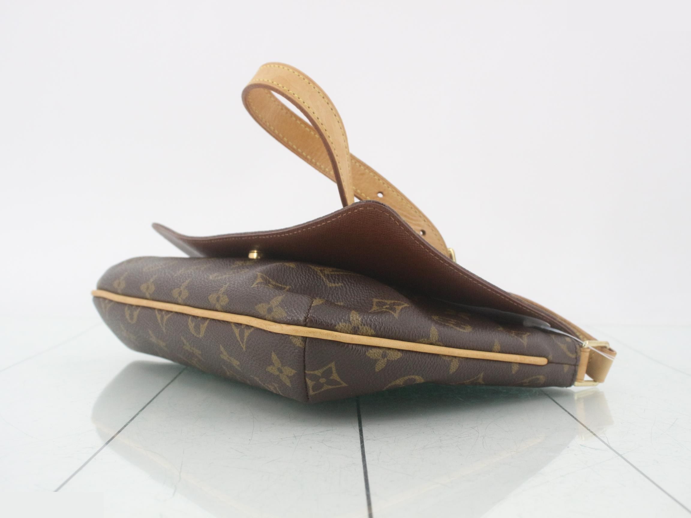 Musette Tango Short Strap — view 6