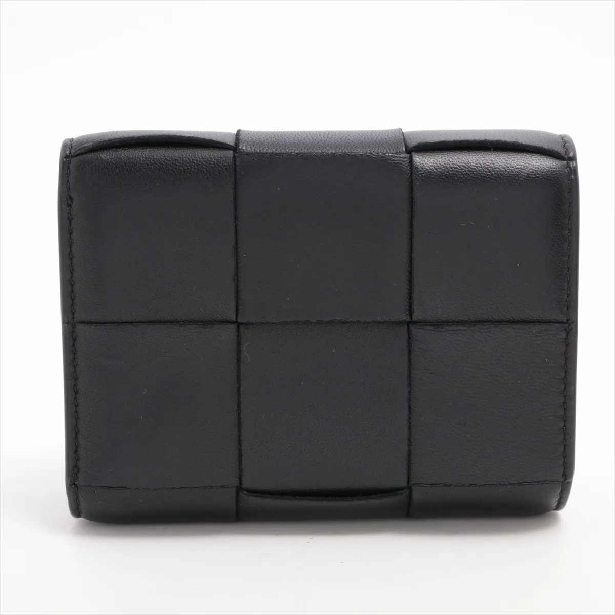 Maxi Intrecciato Cassette Leather Compact Wallet, Black — view 2