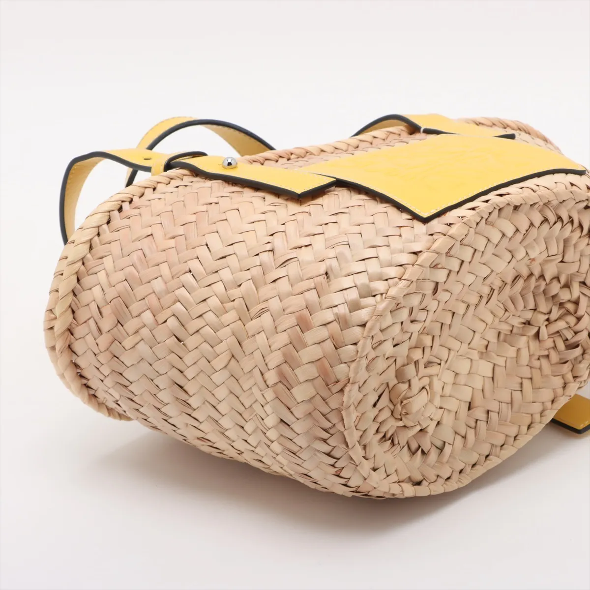 Basket Small Raffia x Leather Basket Bag Beige x Yellow — view 4