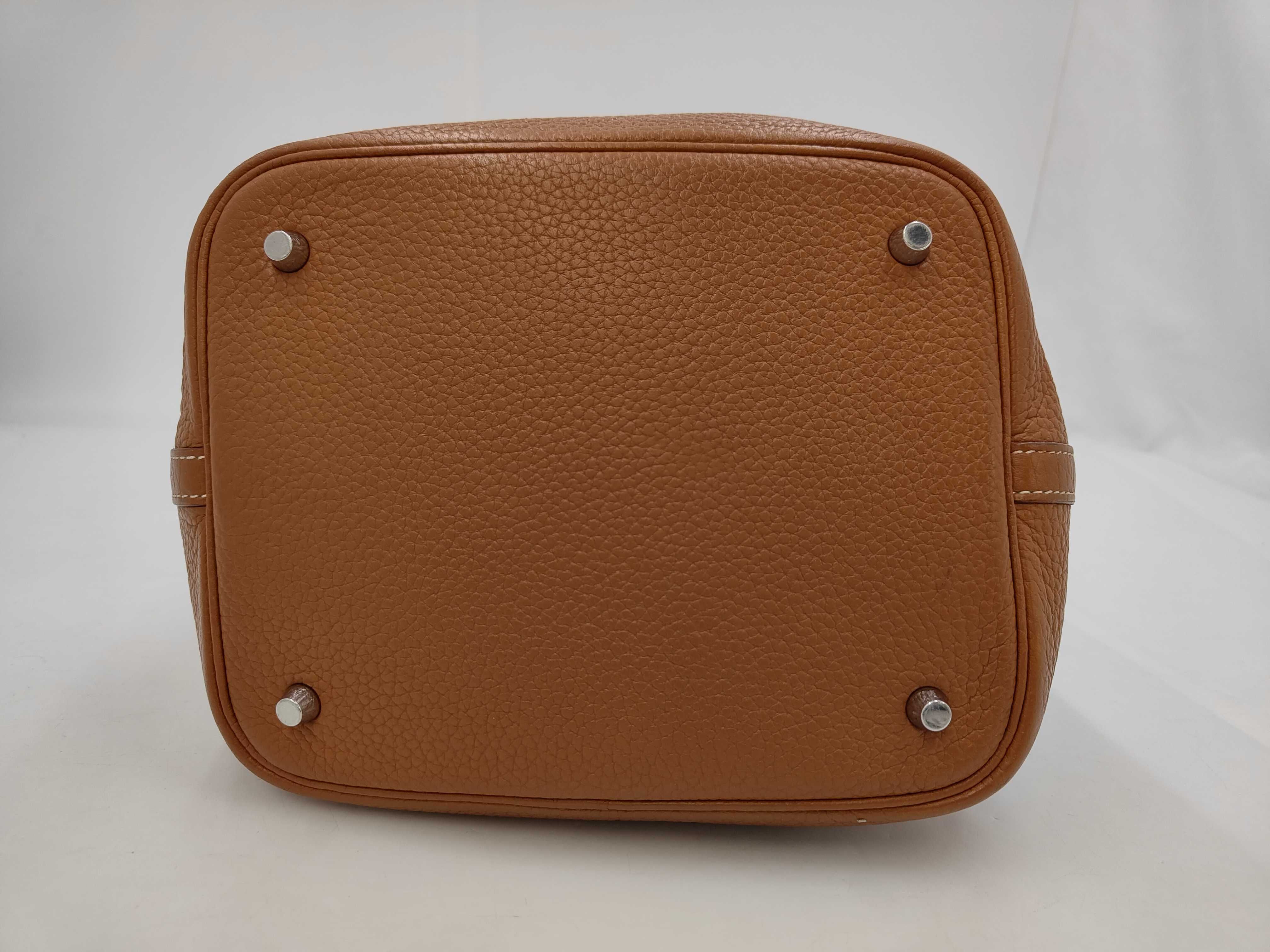 Picotin Lock MM M Taurillon Leather Handbag — view 3