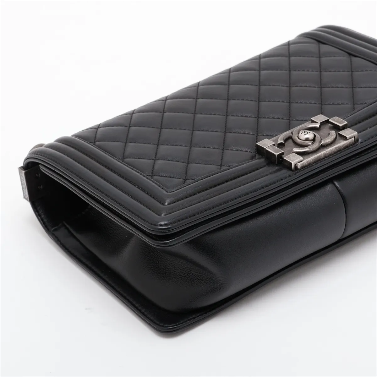 Boy Chanel 25 Lambskin Shoulder Bag, Black with Gunmetal Hardware, 25860076 (Serial Number 25-series), A67086 — view 4
