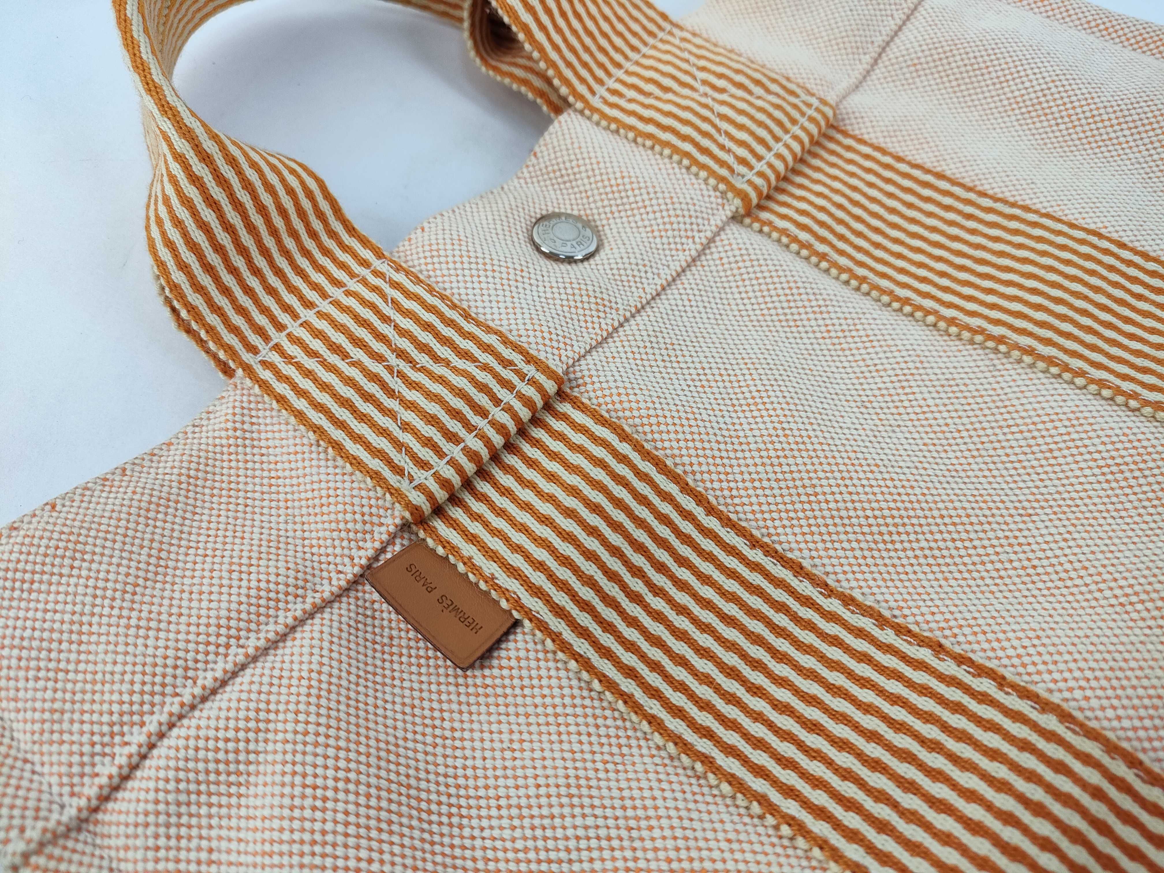 Fourre-Tout PM Handbag — view 8