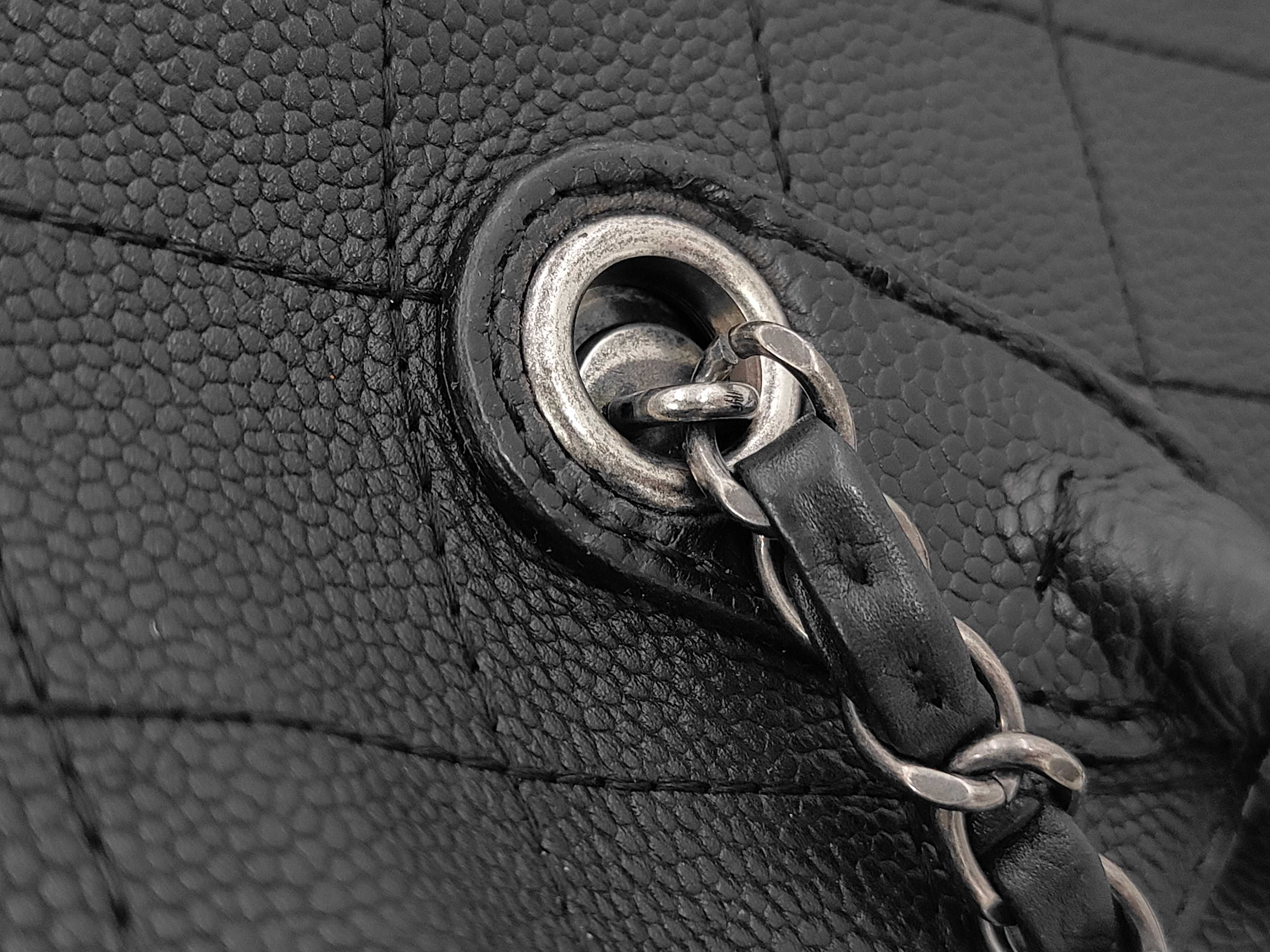 Matelassé 2-Way Chain Shoulder Handbag Leather Tote Bag — view 5