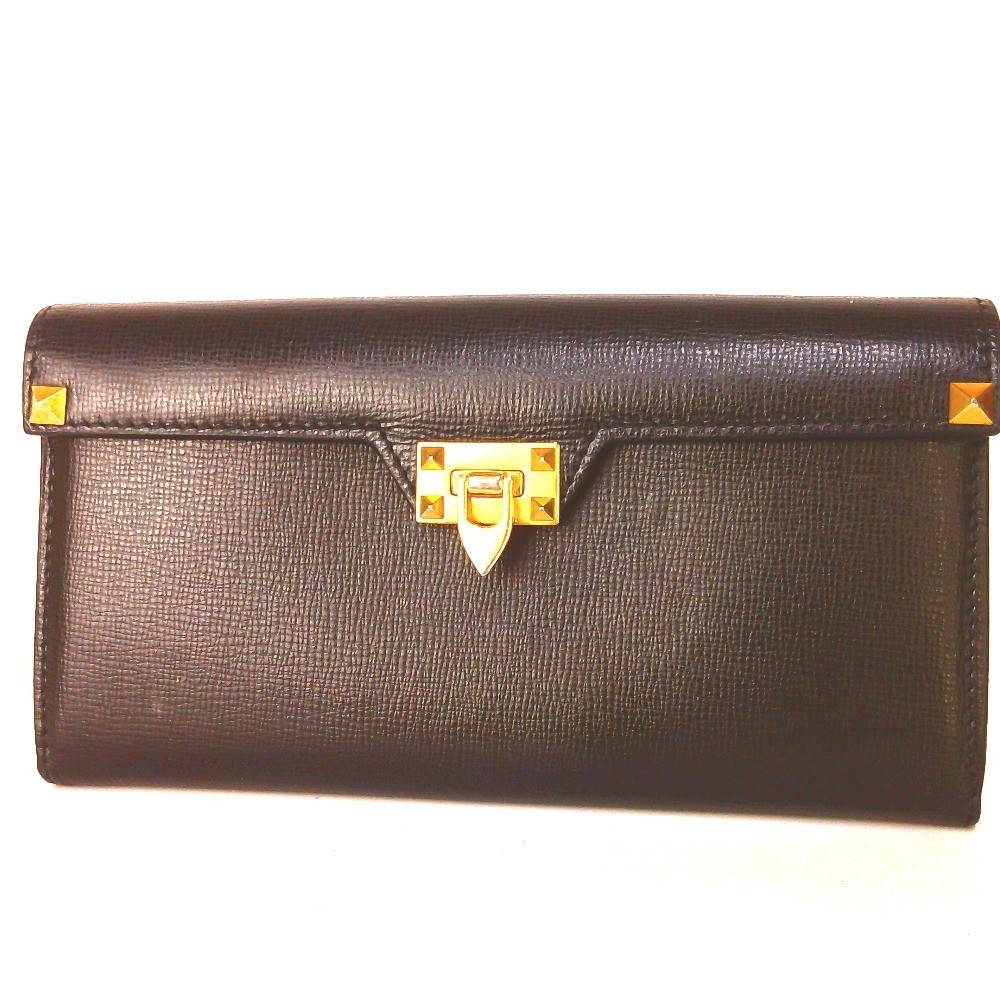 (bags) and wallets