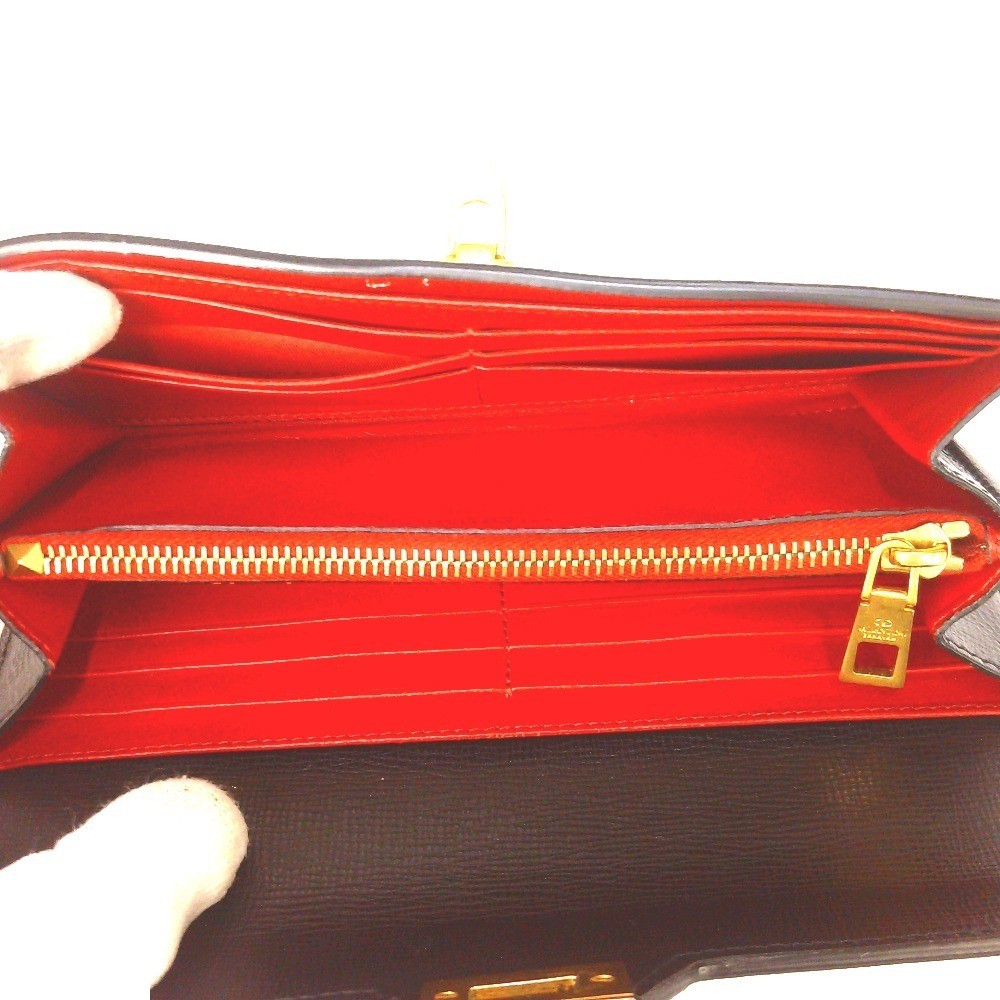 (bags) and wallets — view 5