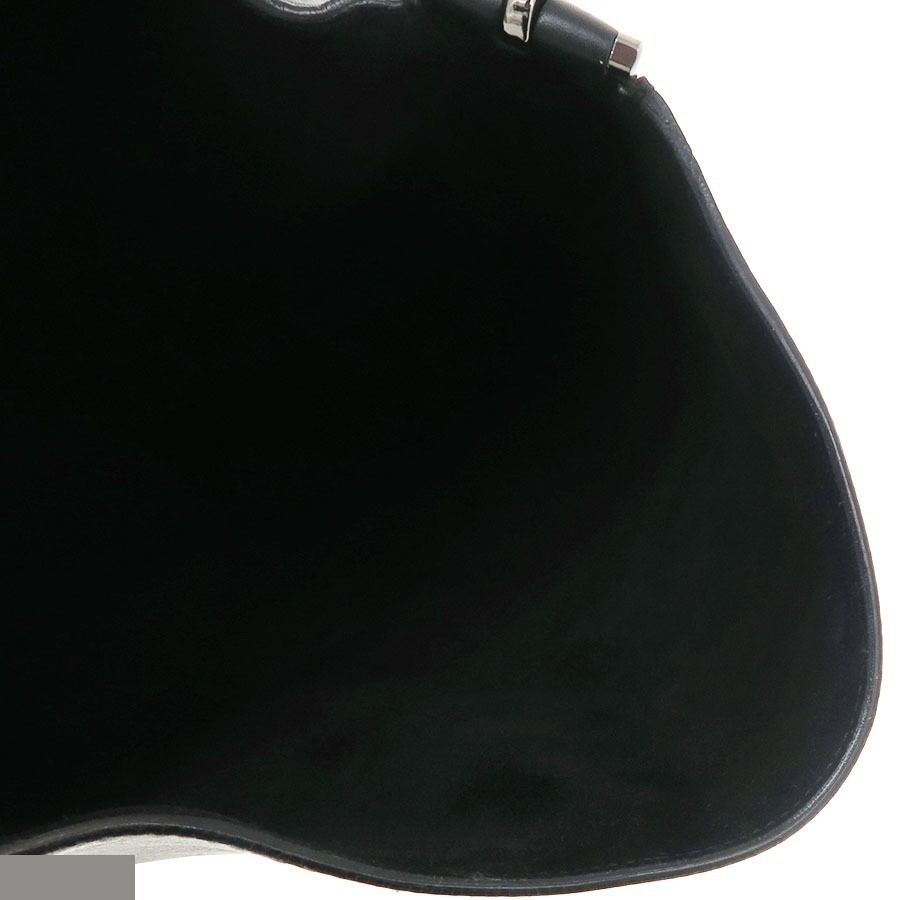 Leather shoulder bag — view 3