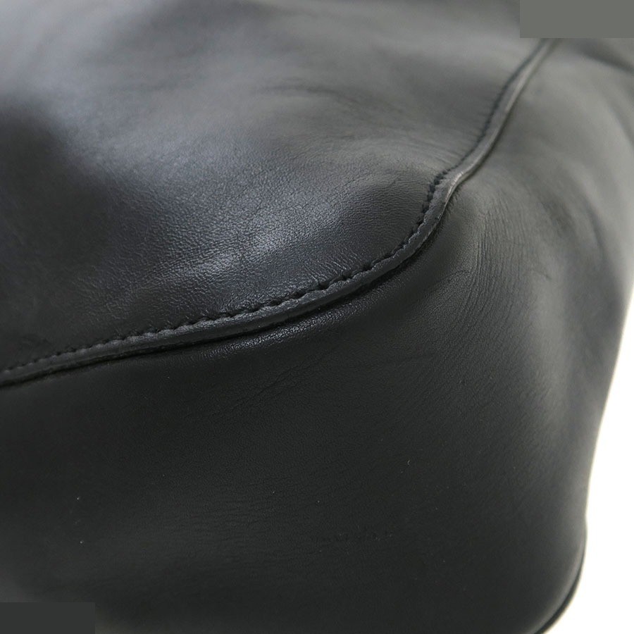 Leather shoulder bag — view 7