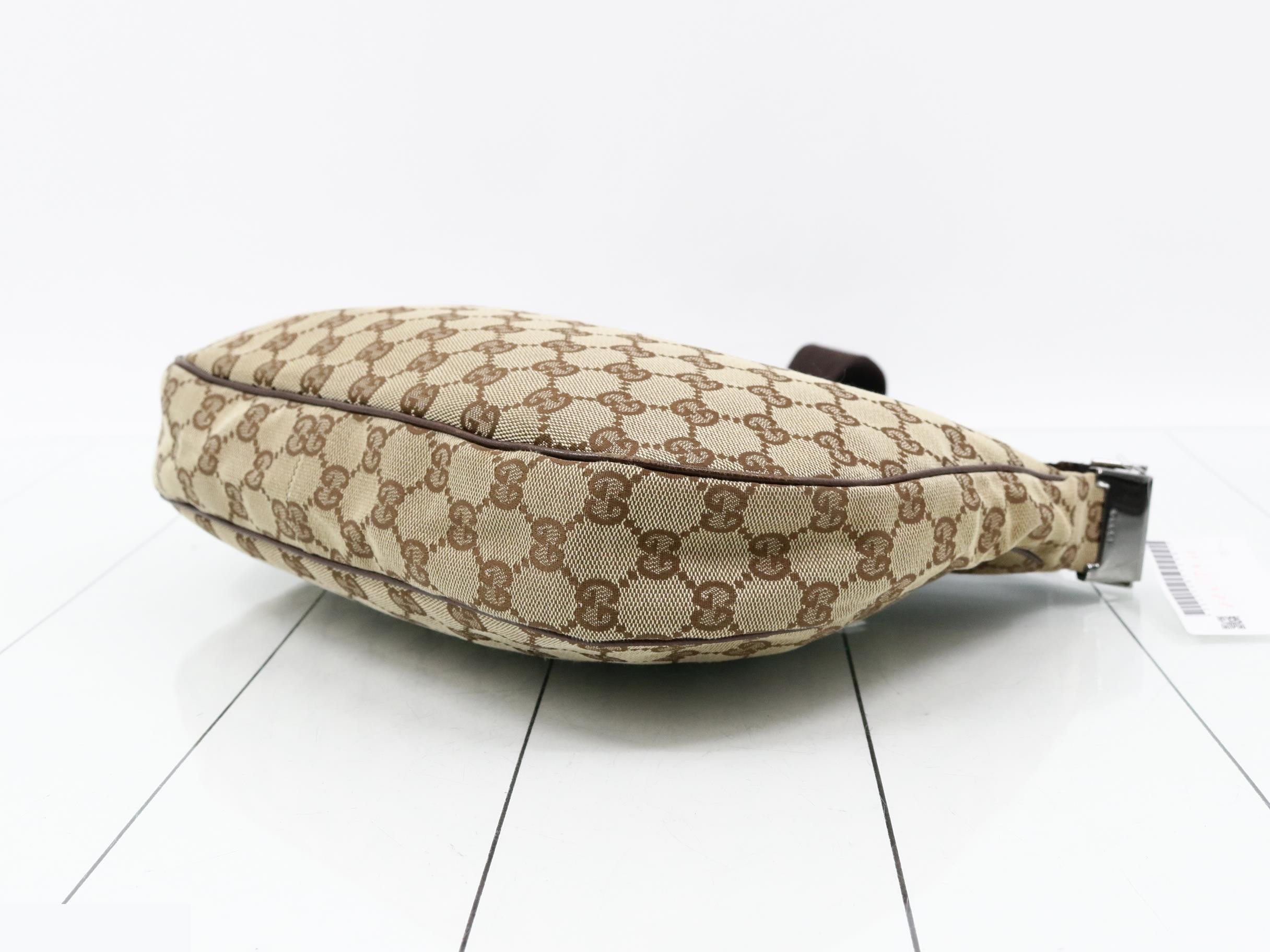GG Canvas Shoulder Bag — view 6
