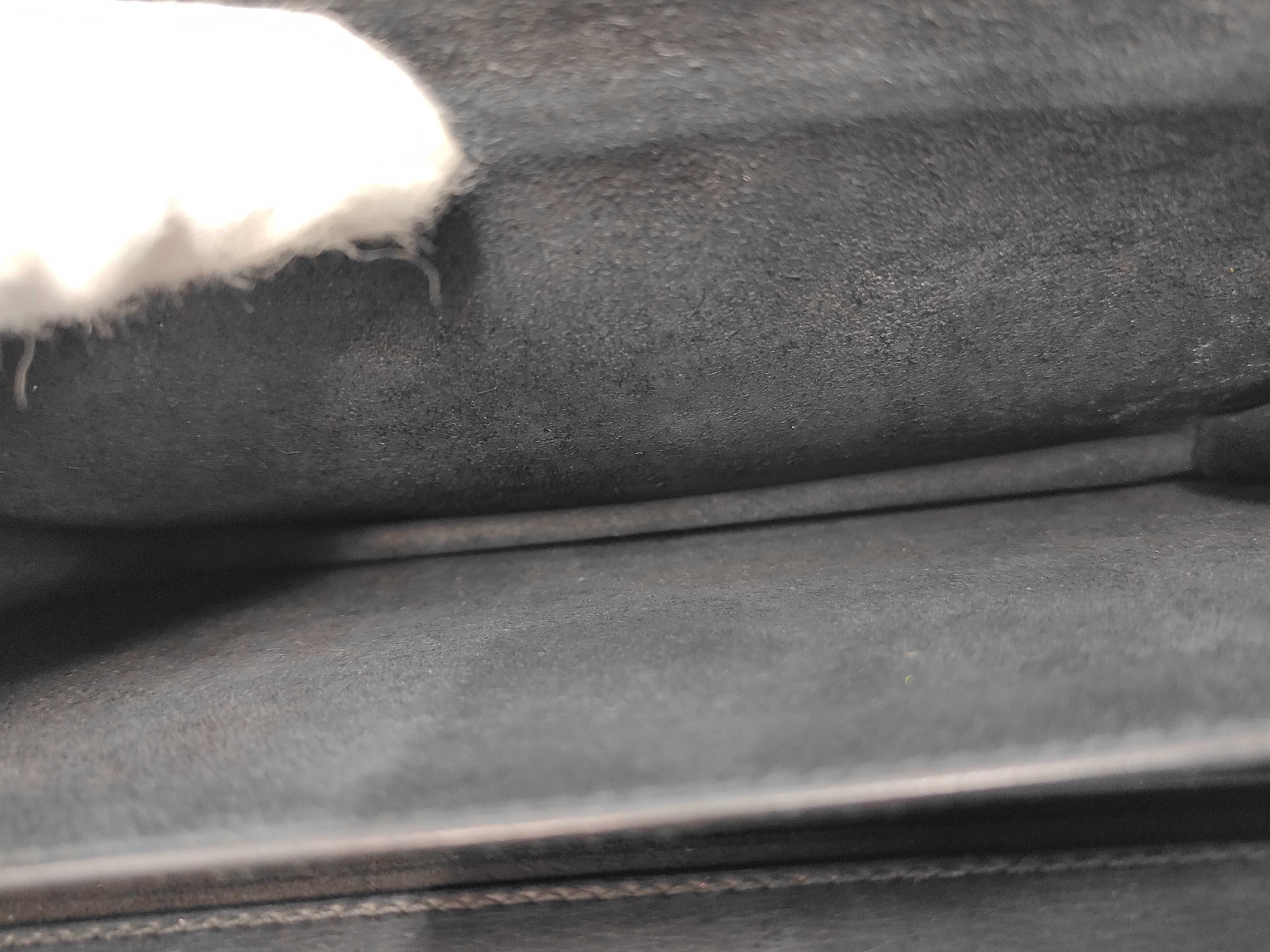 Cassandra Shoulder Bag Leather Shoulder Bag — view 9