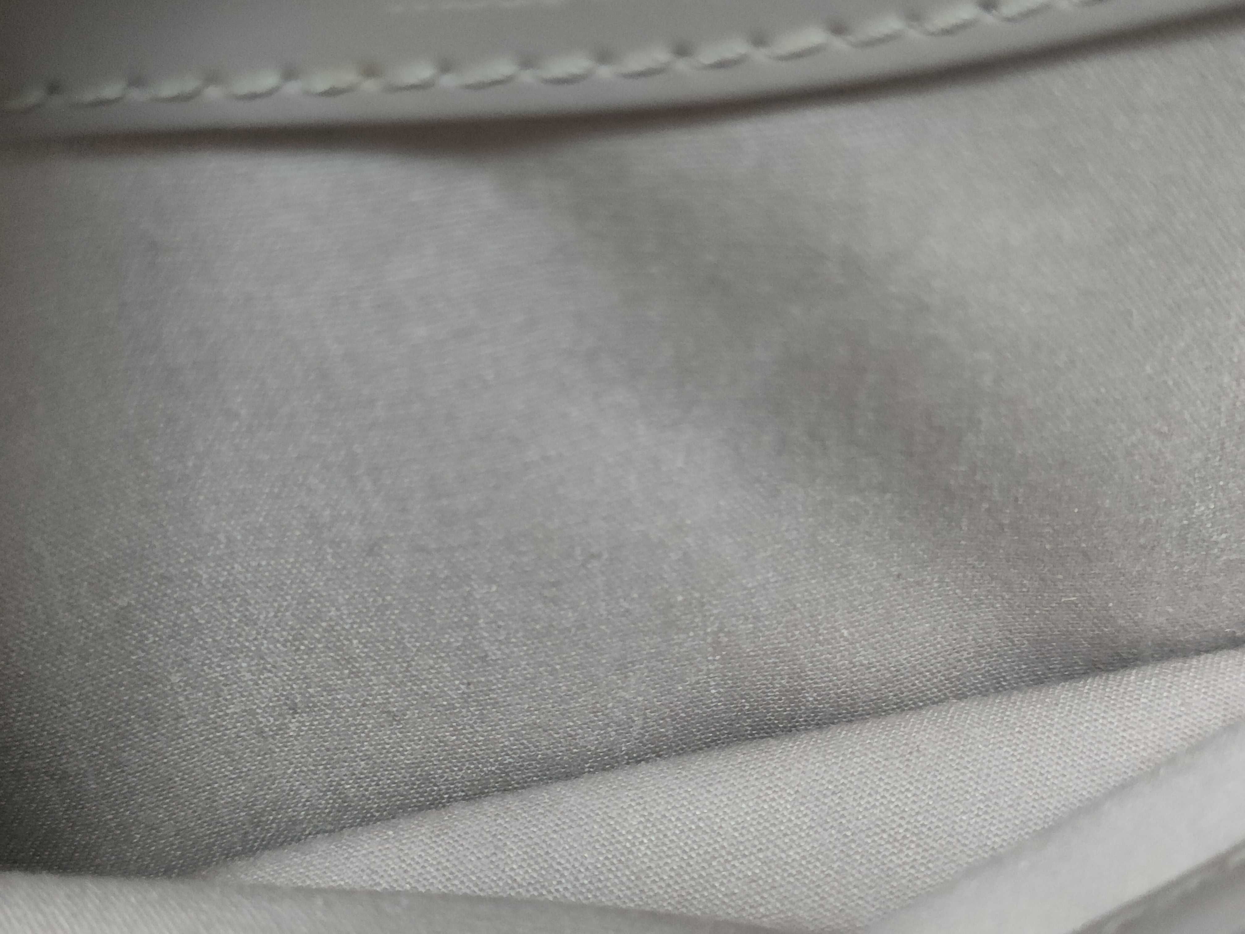 Epi Leather Honfleur Shoulder Bag — view 13