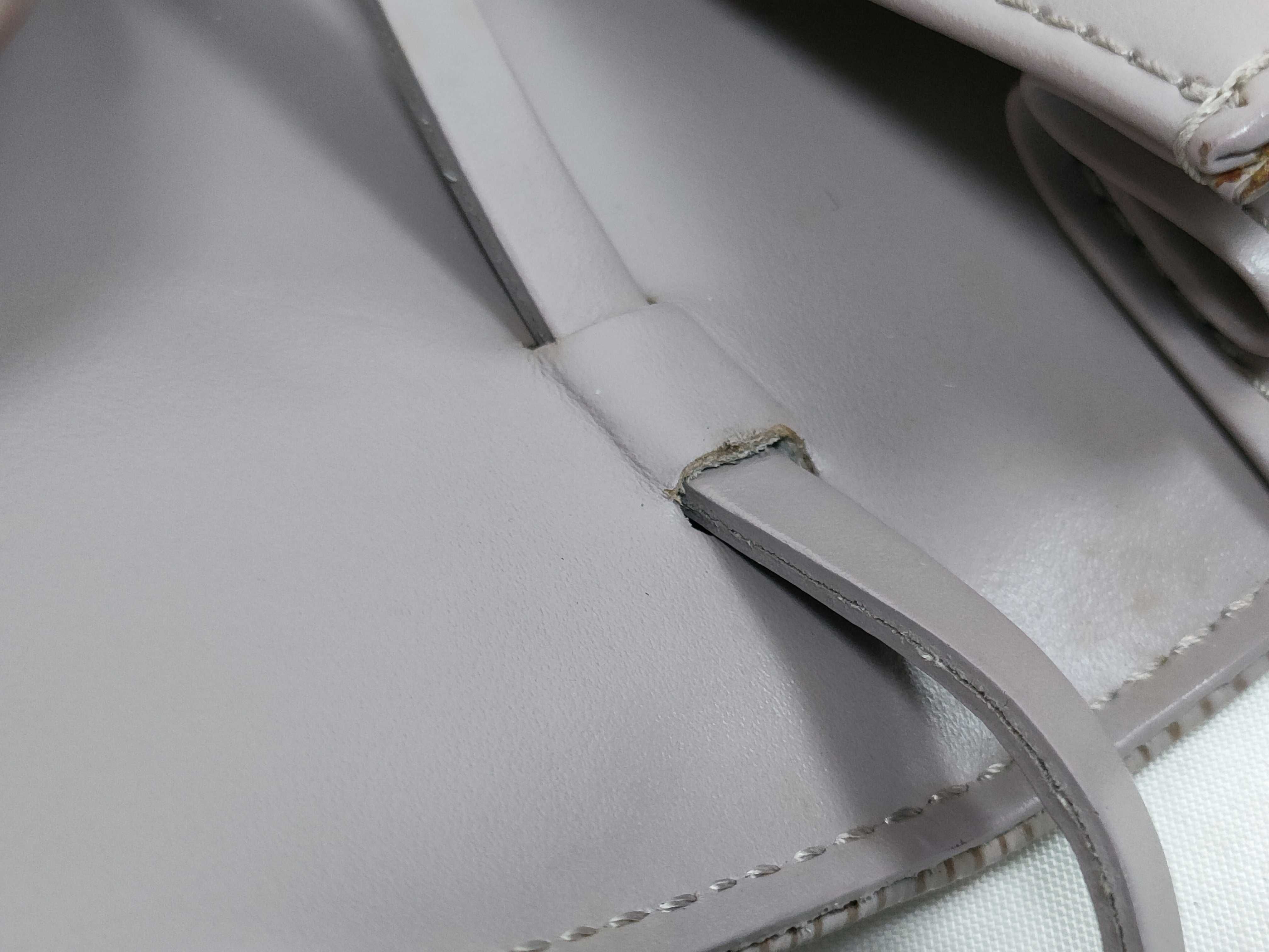 Epi Leather Honfleur Shoulder Bag — view 8