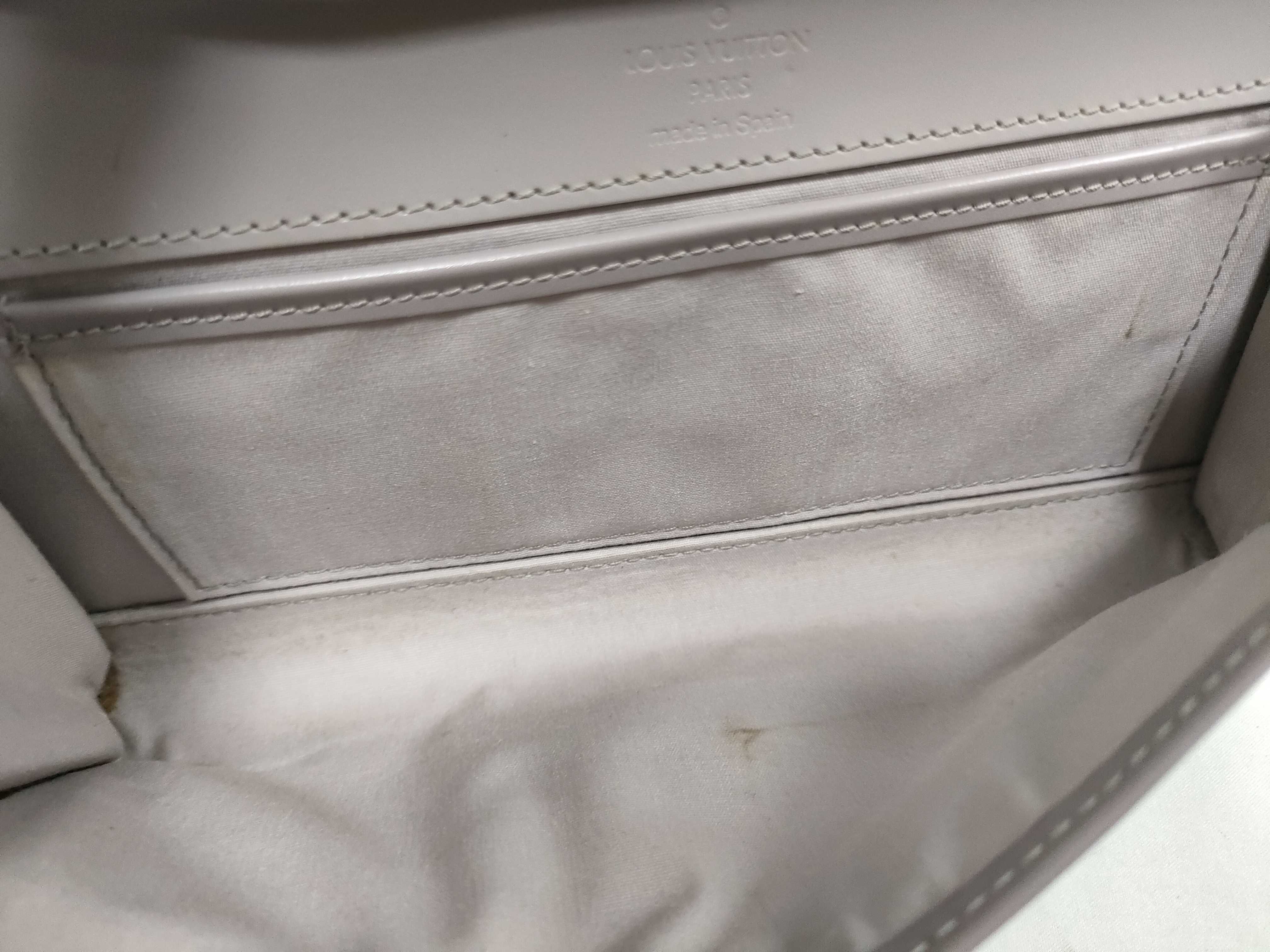 Epi Leather Honfleur Shoulder Bag — view 10