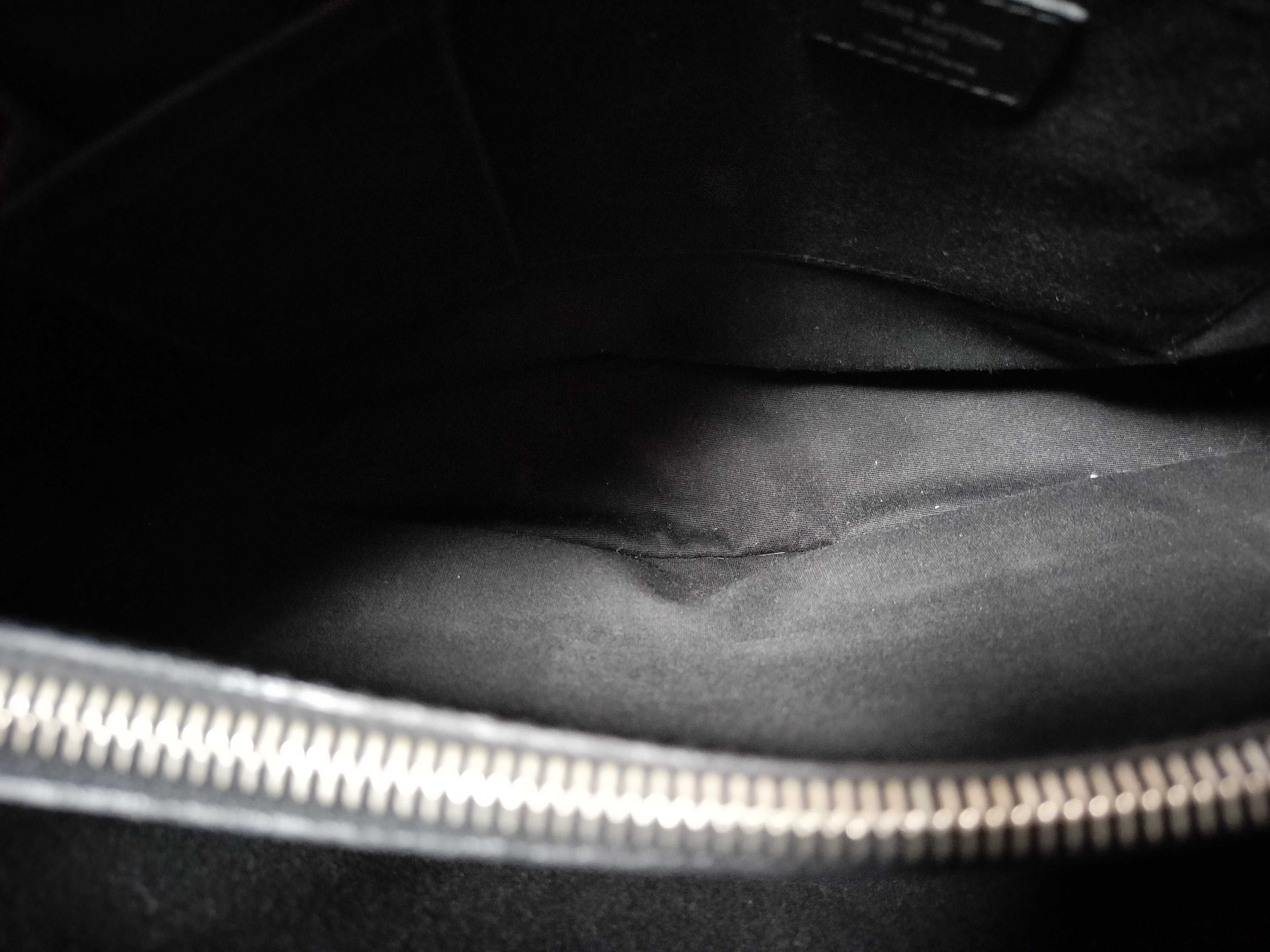 Epi M59262 Passy PM Noir Tote Bag — view 11