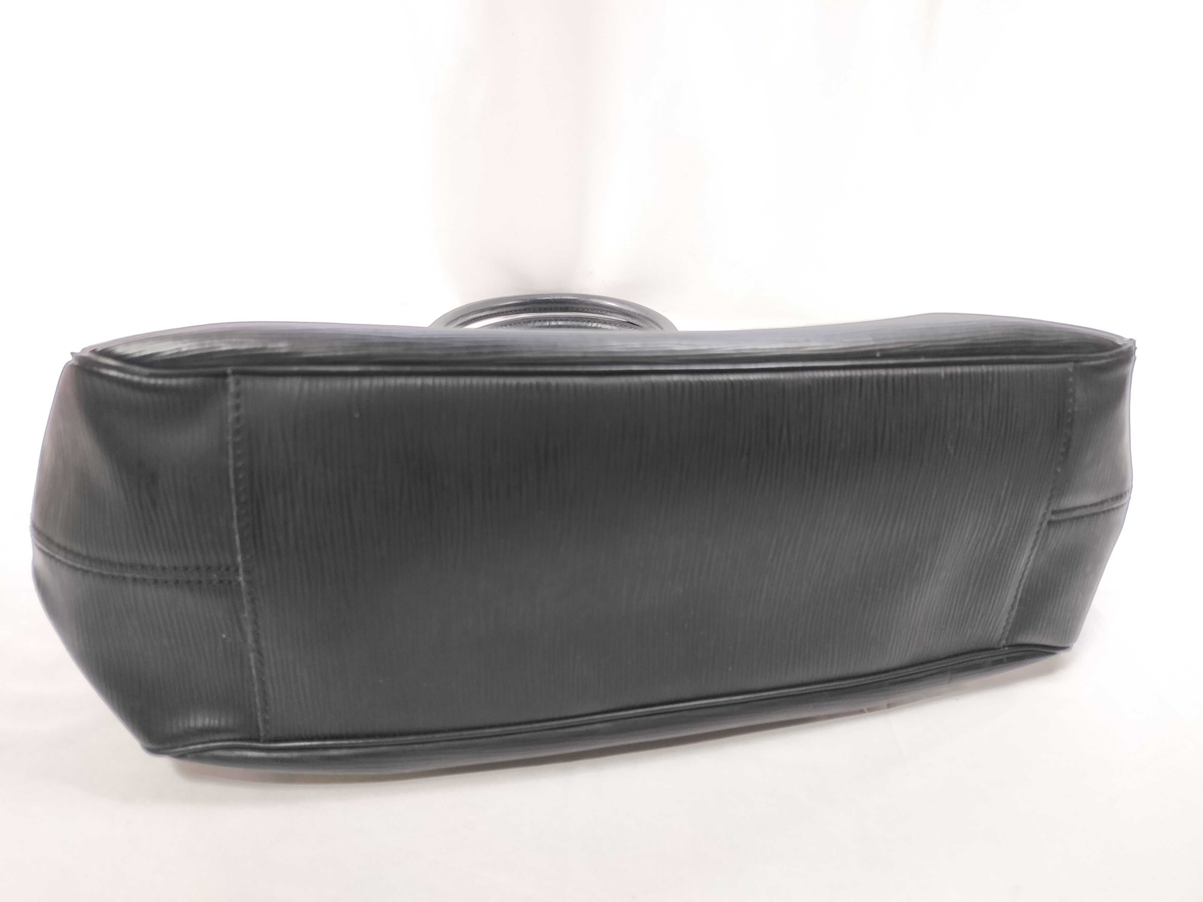 Epi M59262 Passy PM Noir Tote Bag — view 7