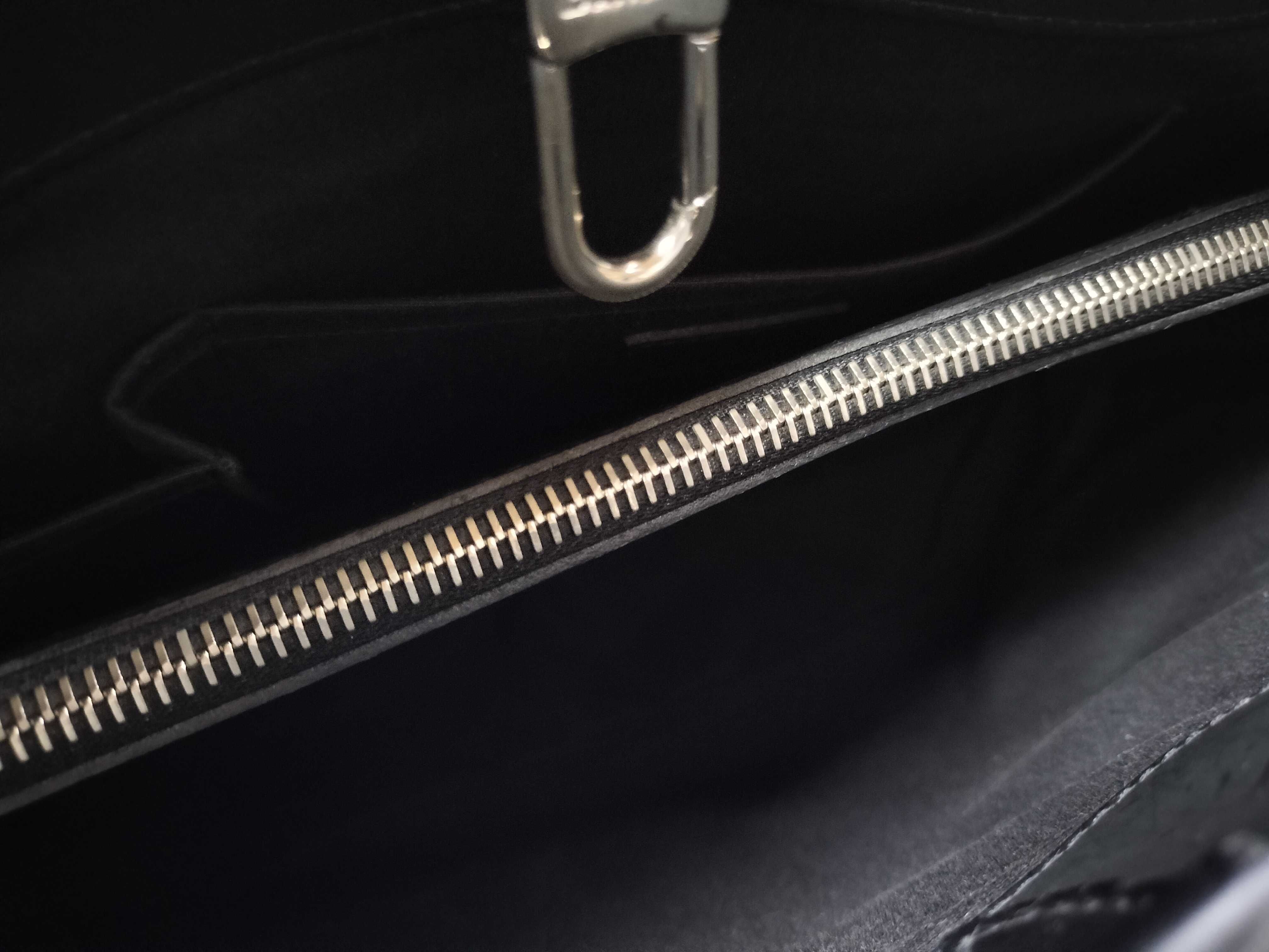 Epi M59262 Passy PM Noir Tote Bag — view 9
