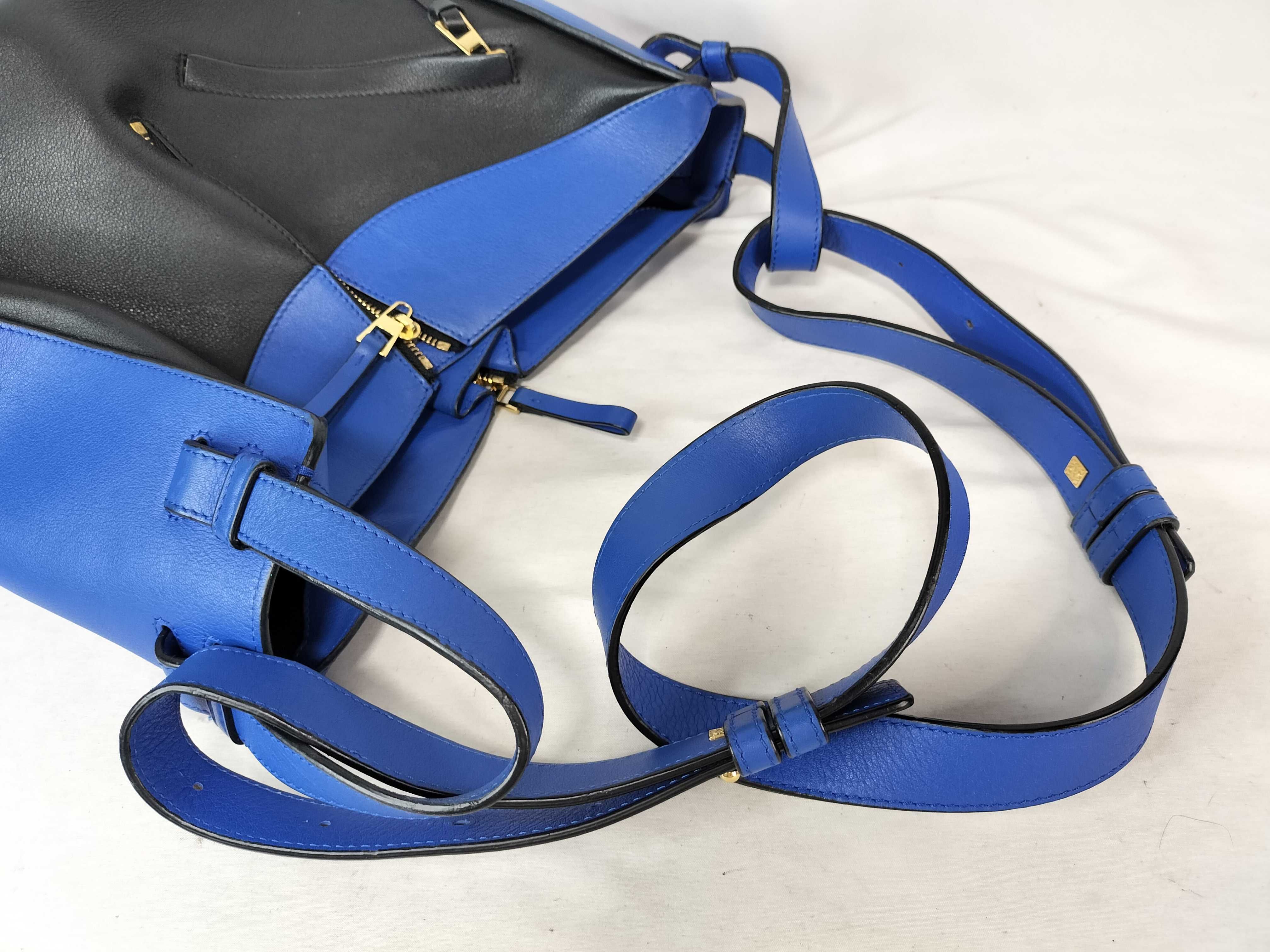 Hammock Compact Shoulder Bag — view 3