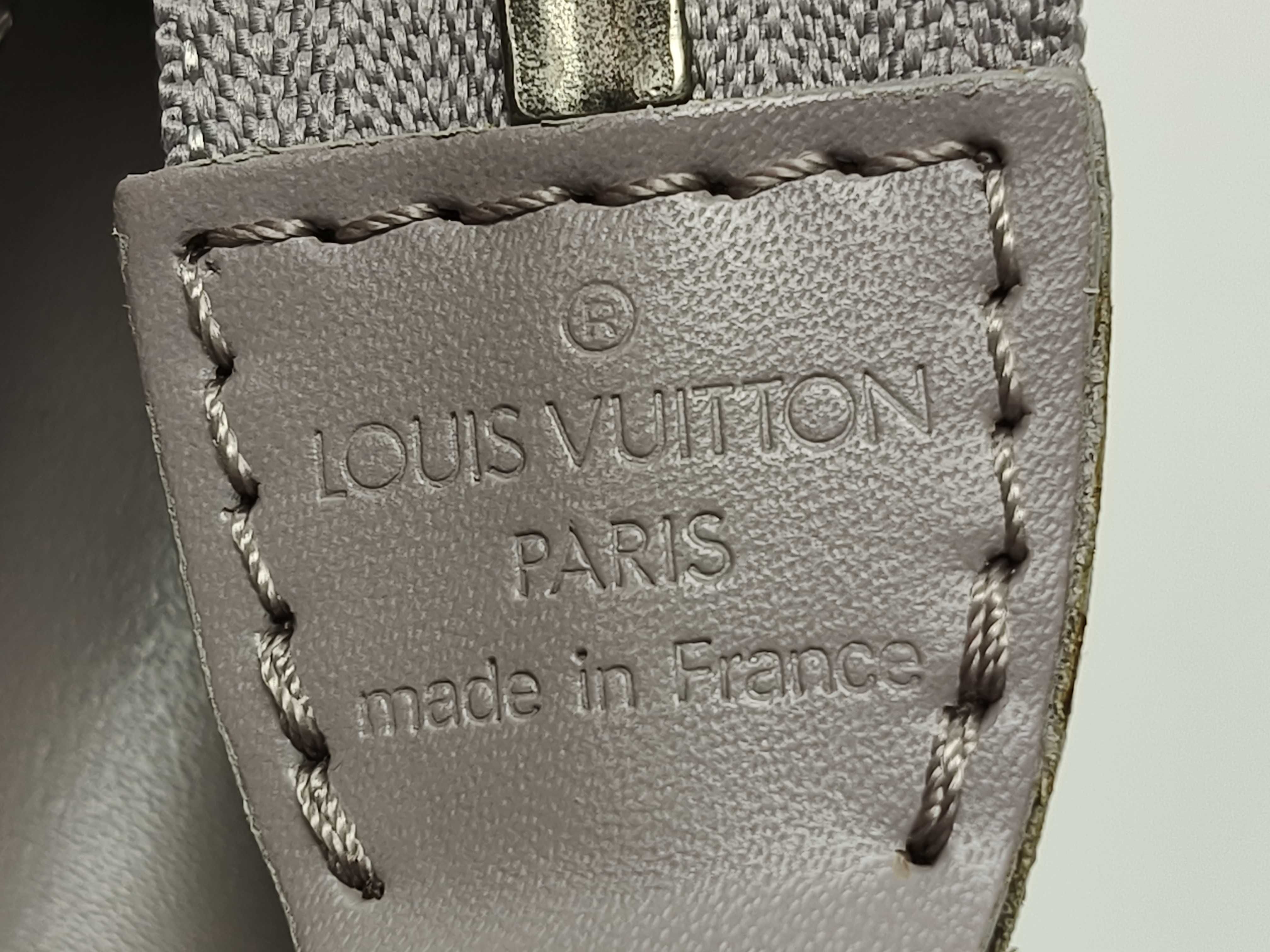 Epi Leather Handbag M5294B Accessories: Box, Dust Bag — view 11