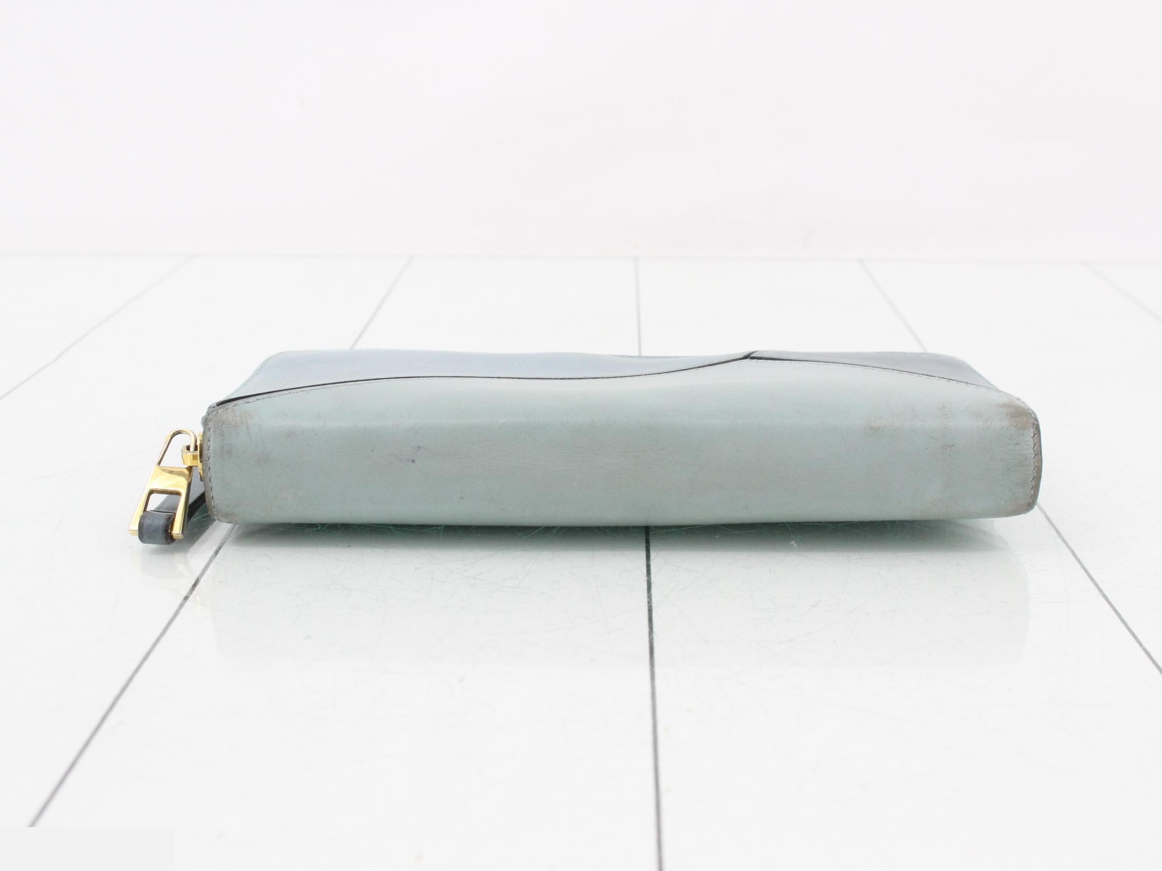Other lines: Bags and Wallets — view 3