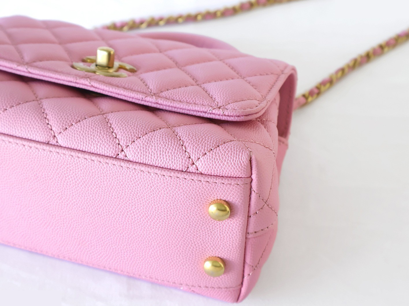 Caviar Skin 20 Coco Handle 2-Way Chain Shoulder Bag, Pink — view 4