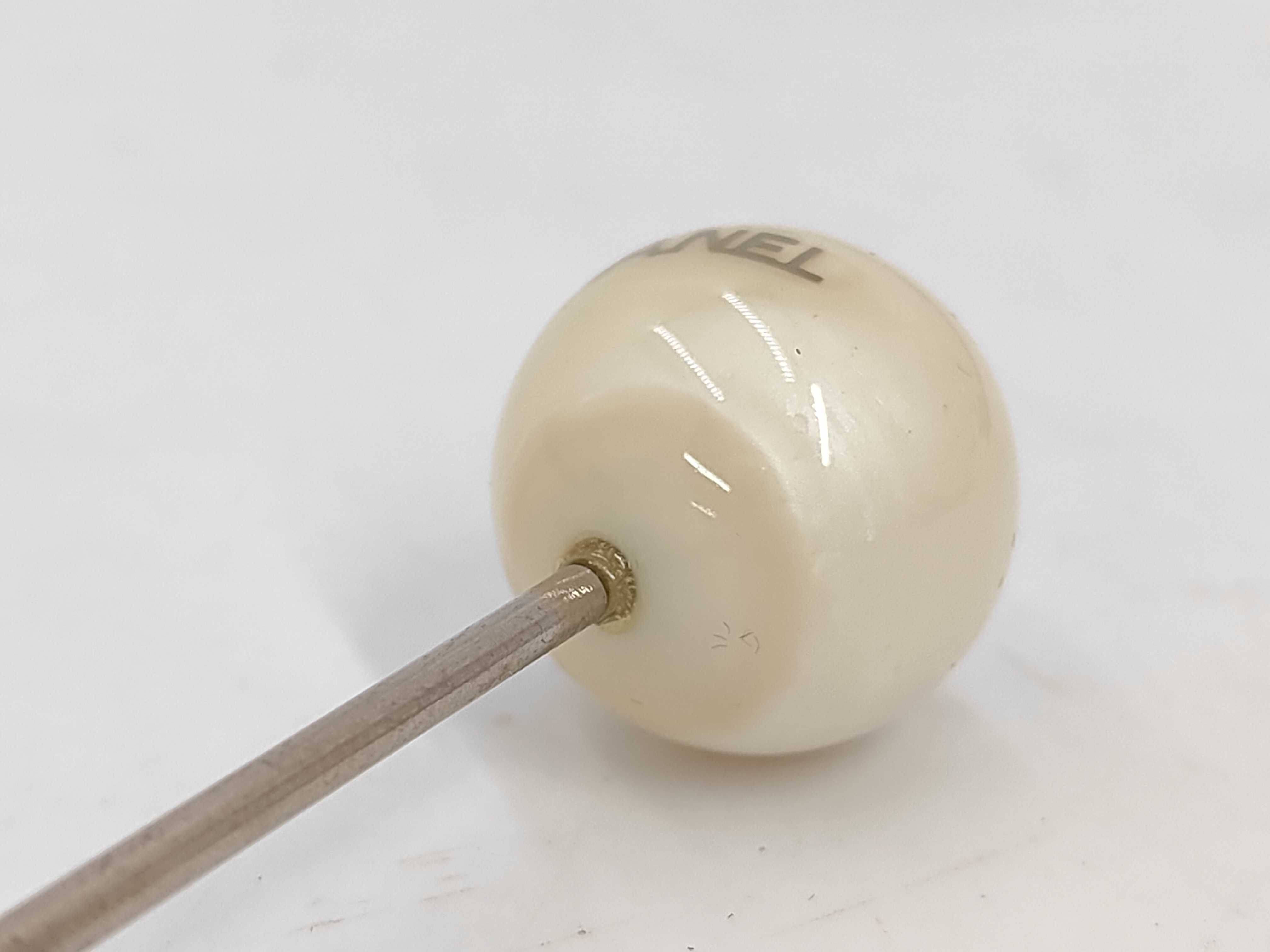 Kanzashi / Plastic Hair Accessory — view 4