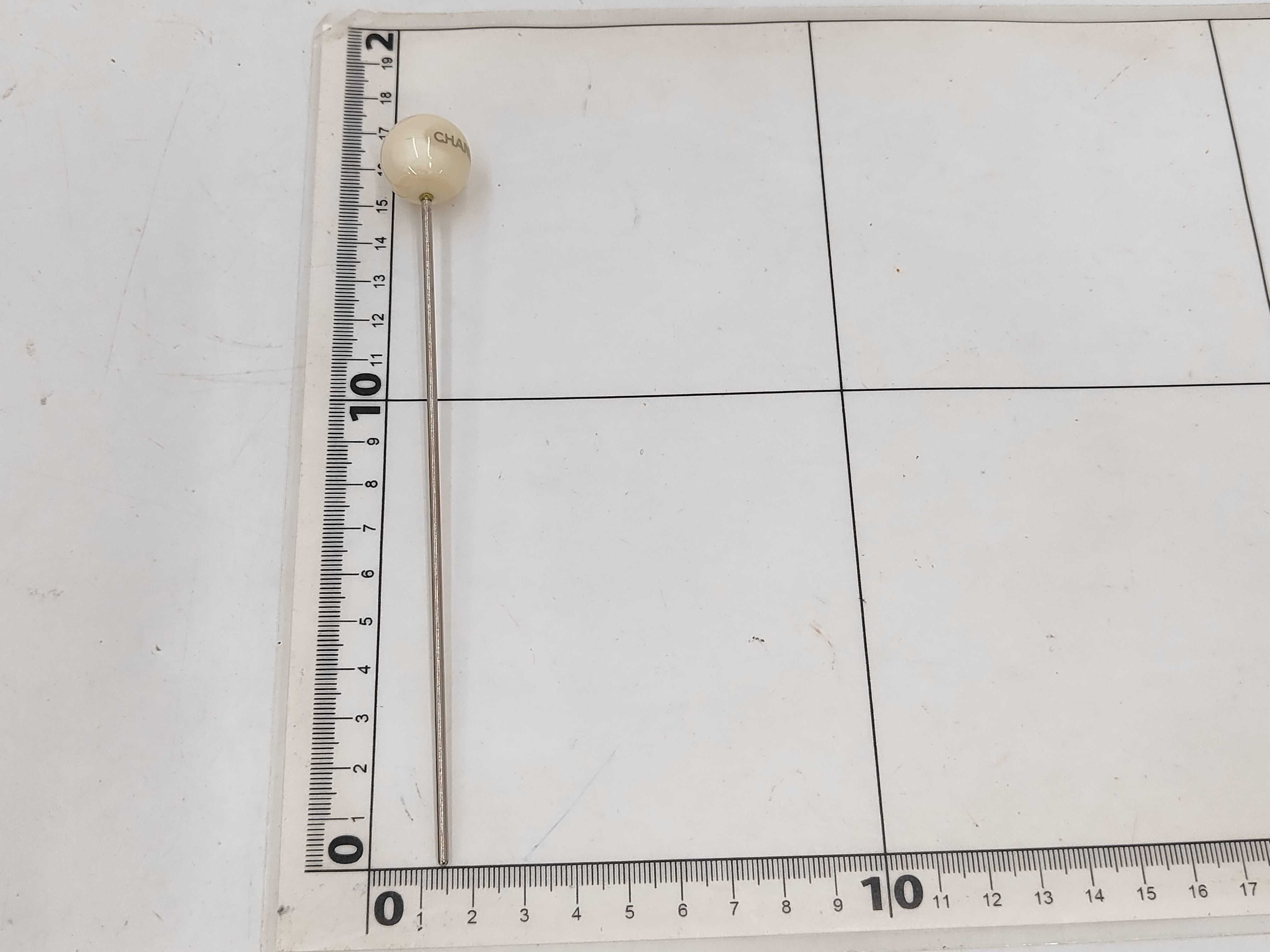 Kanzashi / Plastic Hair Accessory — view 5