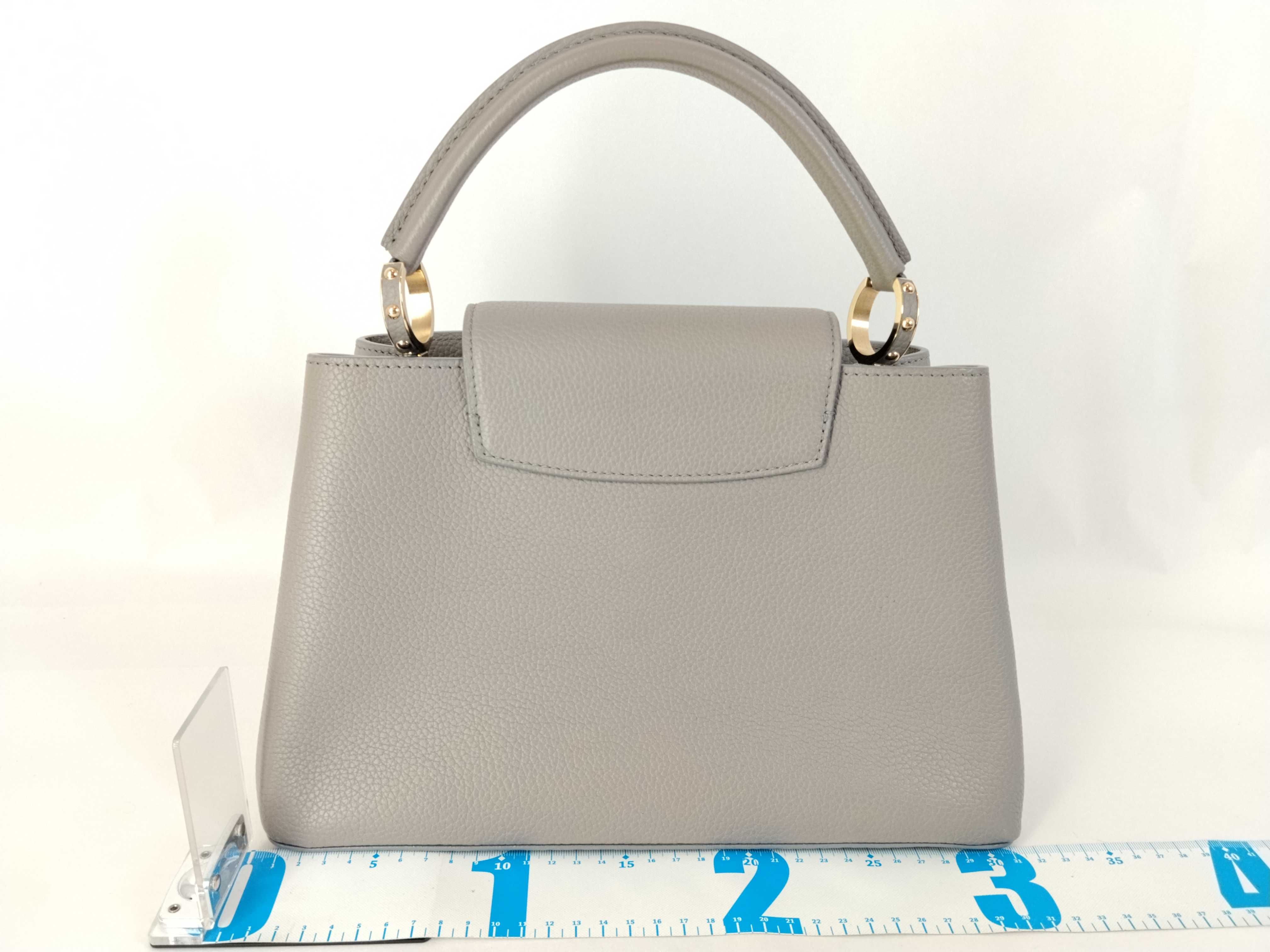 Capucines MM M59067 Handbag — view 2