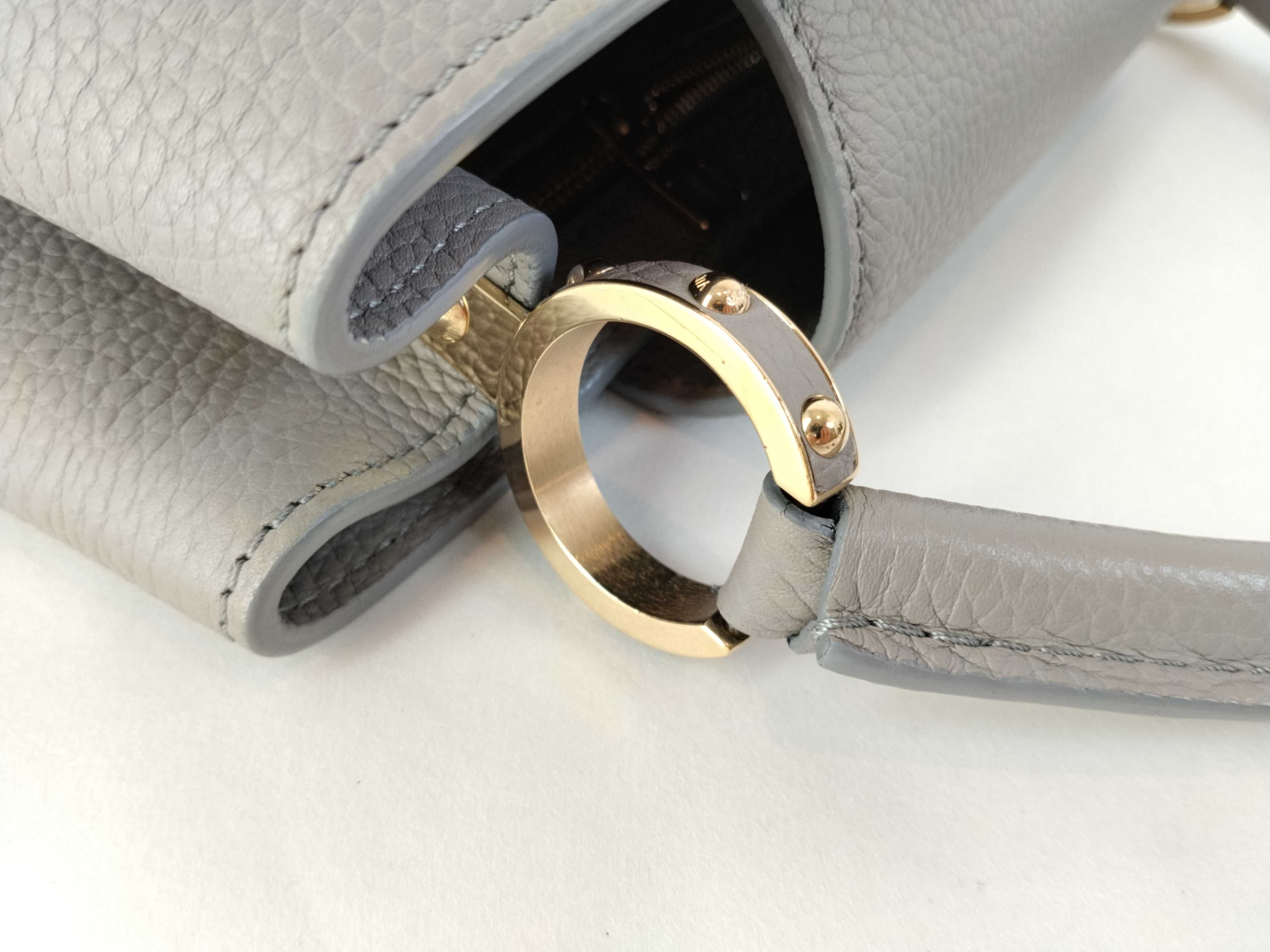 Capucines MM M59067 Handbag — view 6