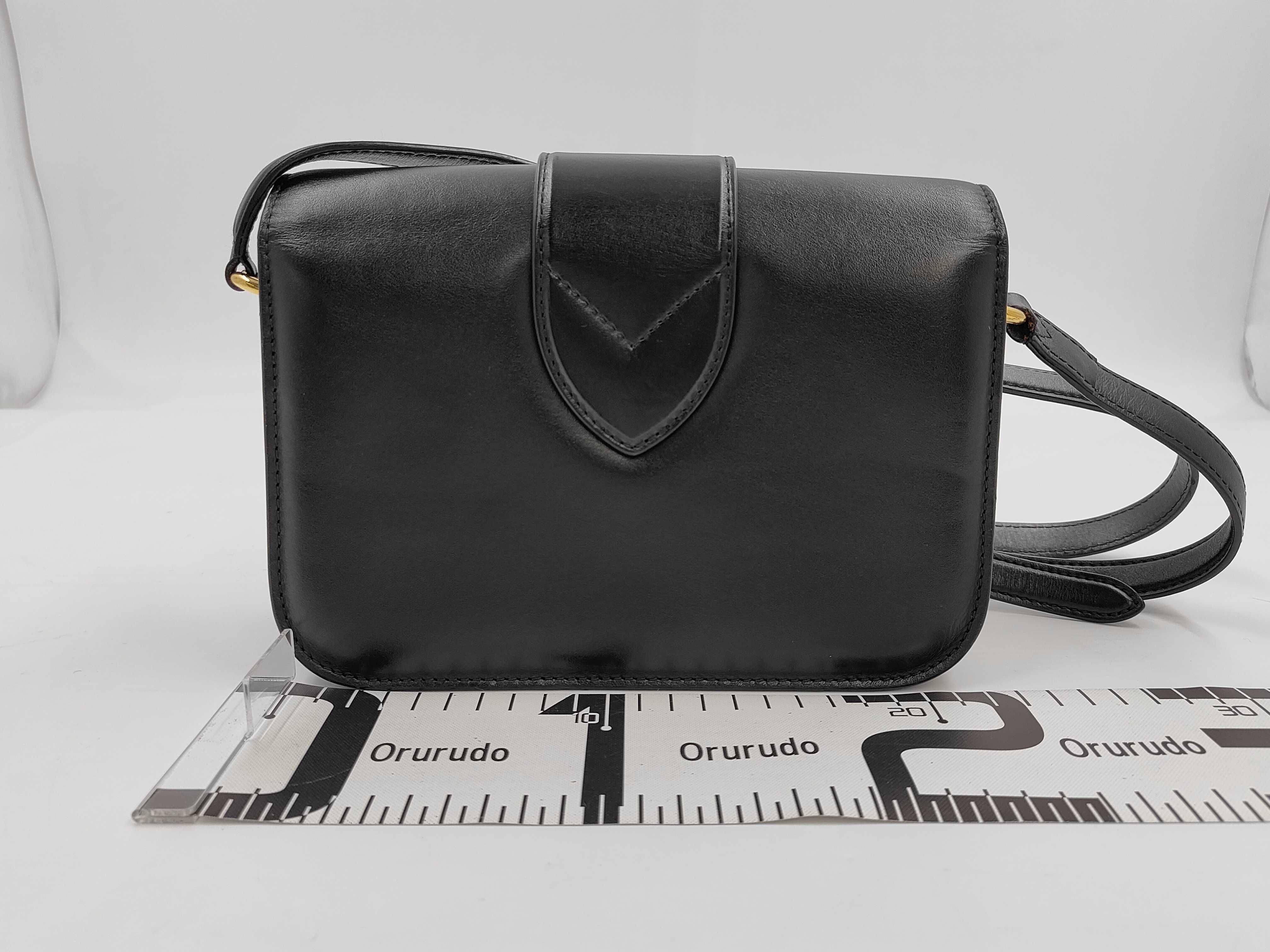 Pont Neuf Soft Black Leather Women's Shoulder Bag — view 2
