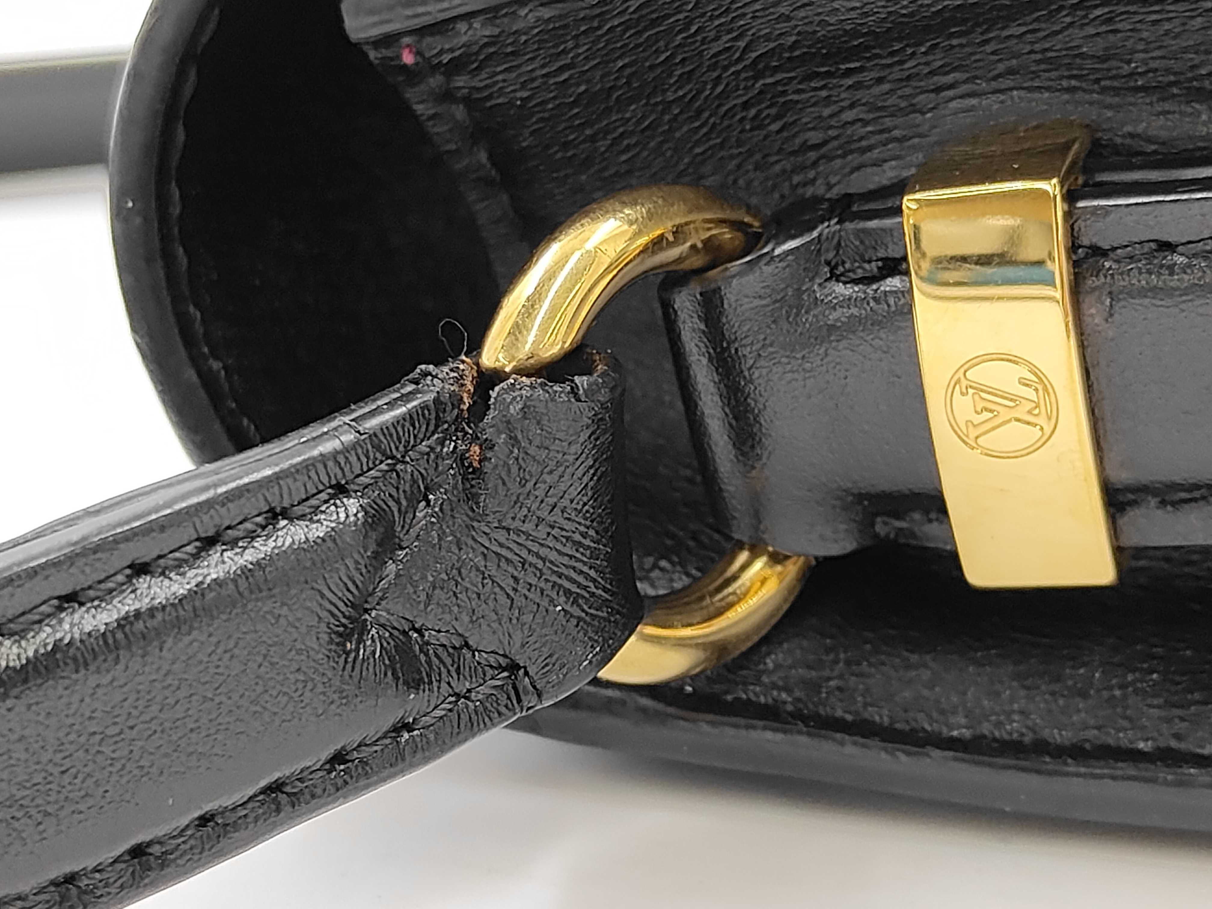 Pont Neuf Soft Black Leather Women's Shoulder Bag — view 4