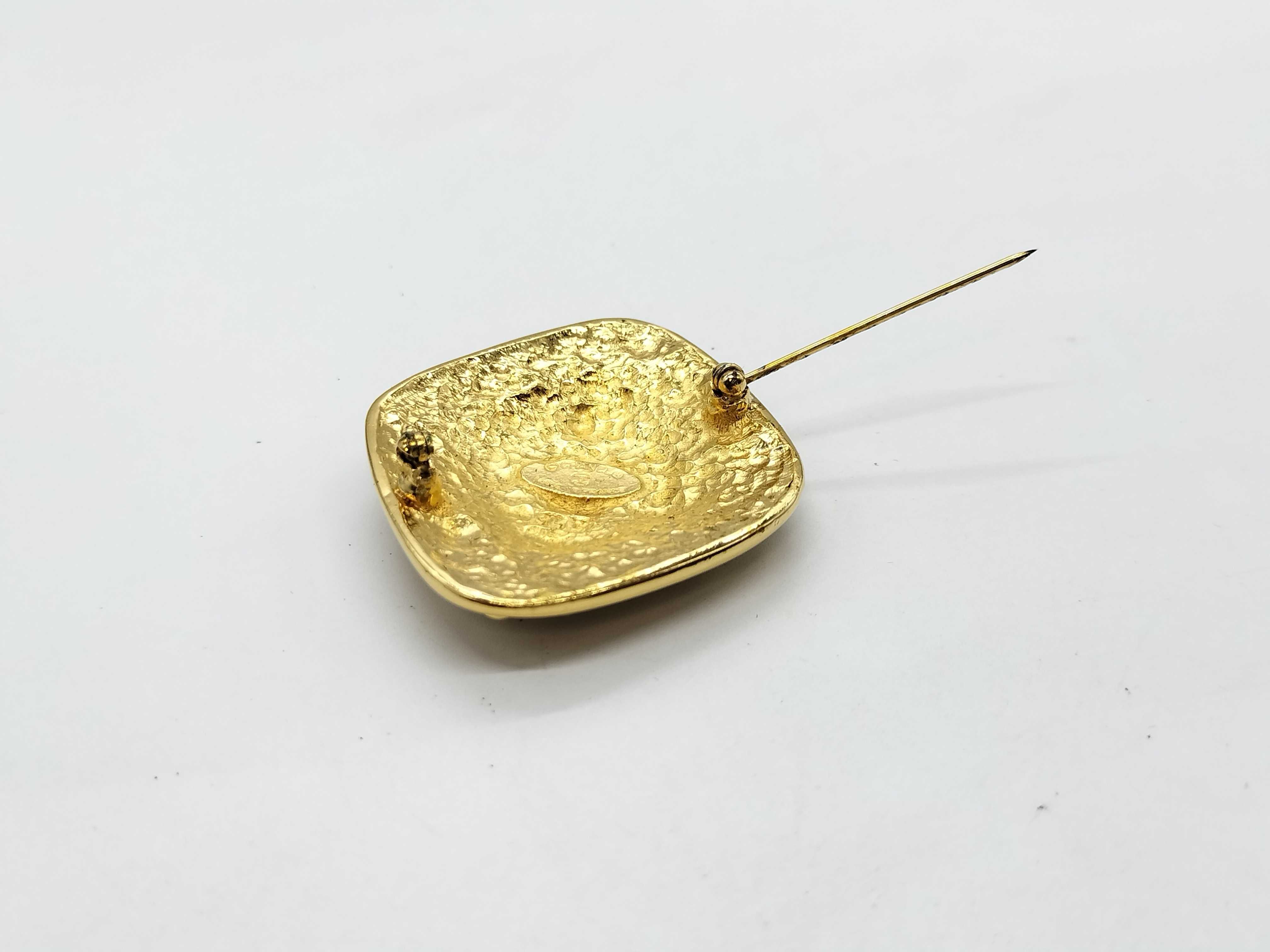 Arabesque Brooch — view 5