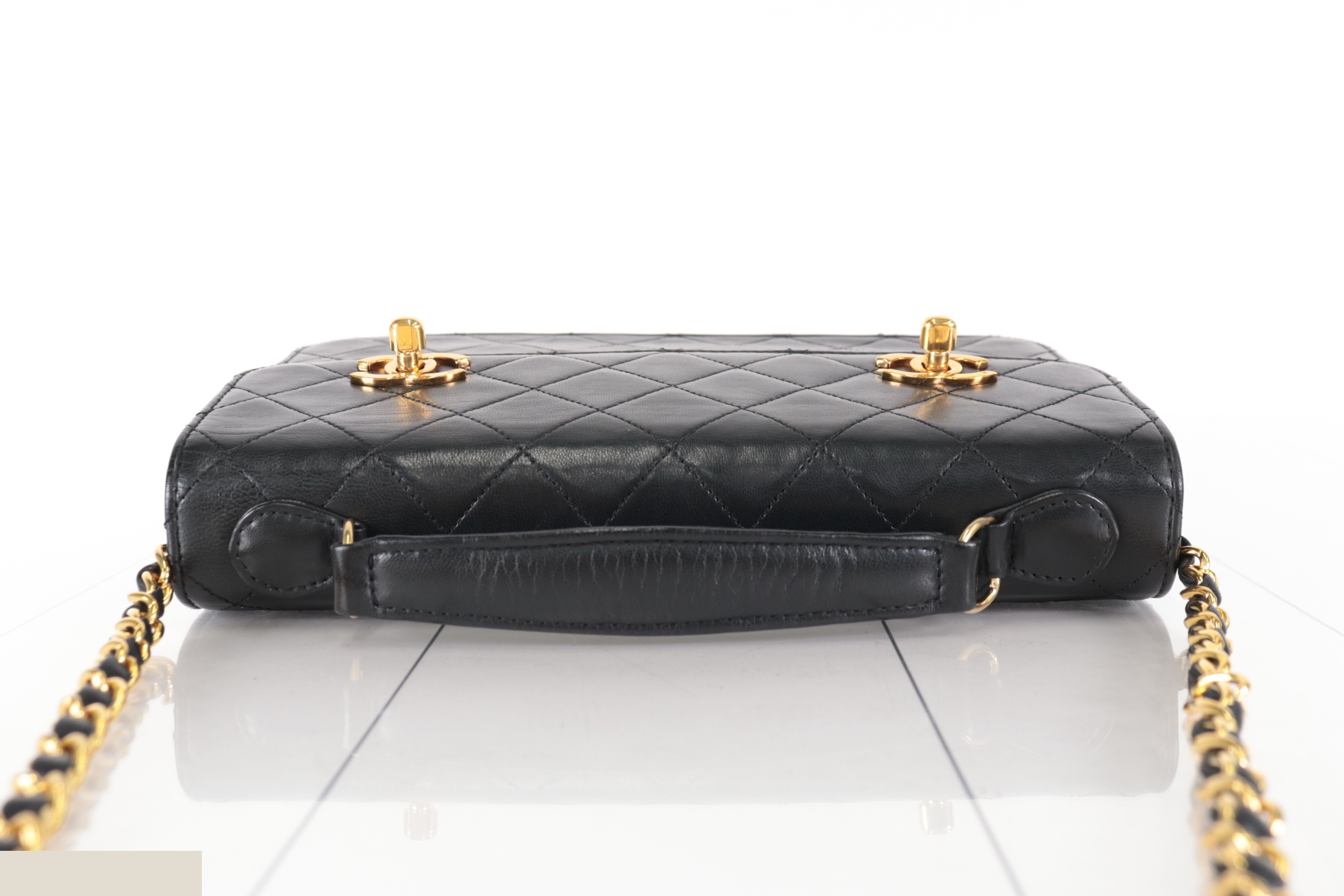 2-WAY Double Turn Lock Lamb Chain Shoulder Bag (Unit #1) — view 7