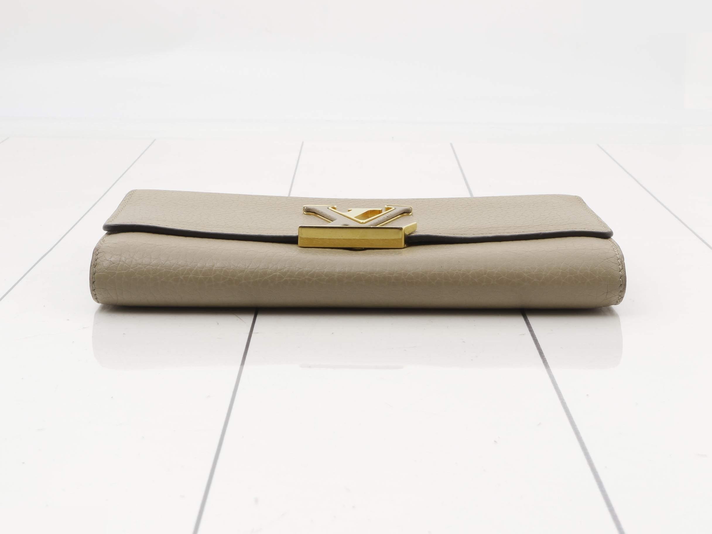 LV Taurillon Leather Portefeuille Capucines M61249 — view 3