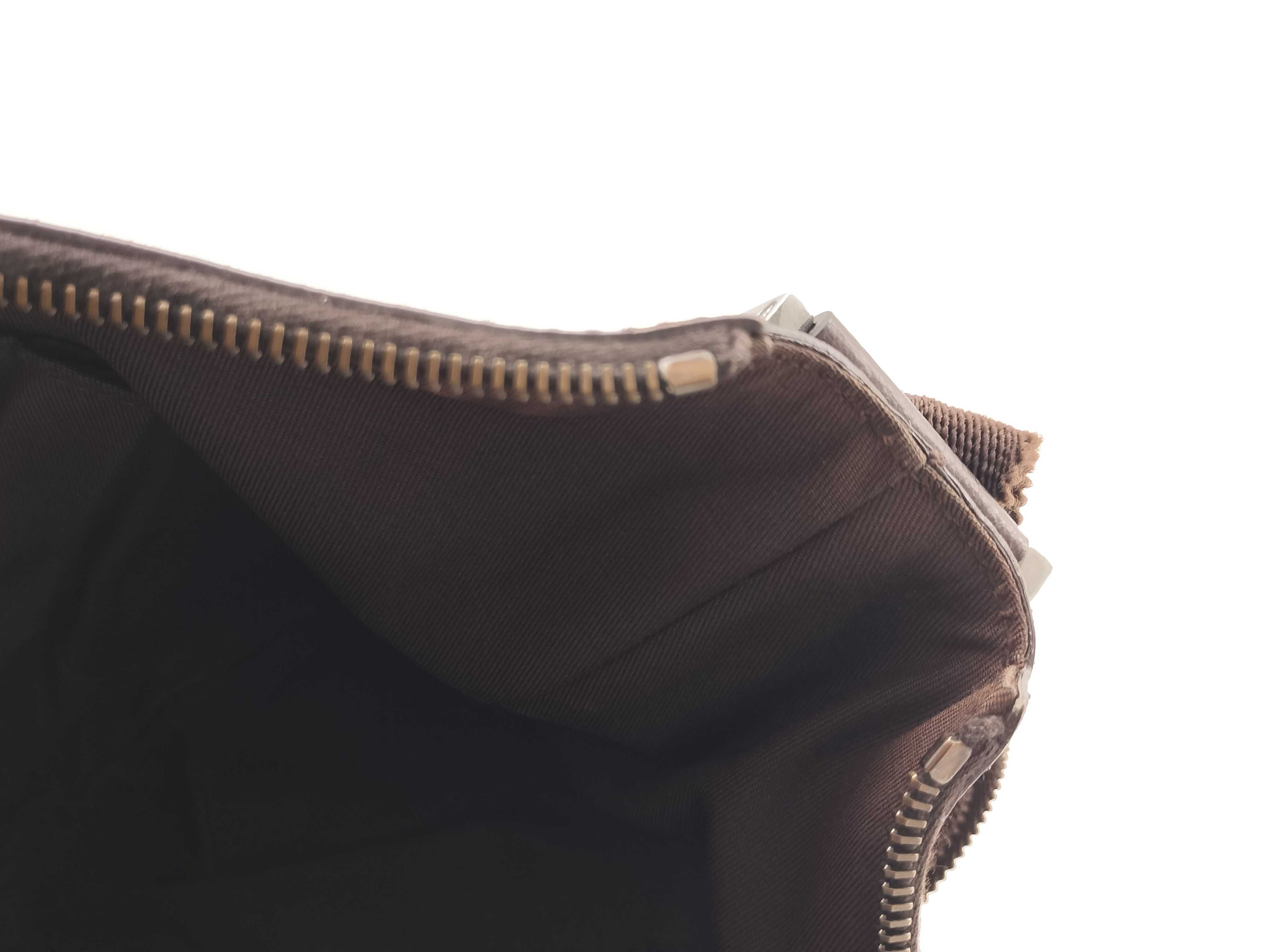 GG Canvas Moon Shoulder Bag — view 14