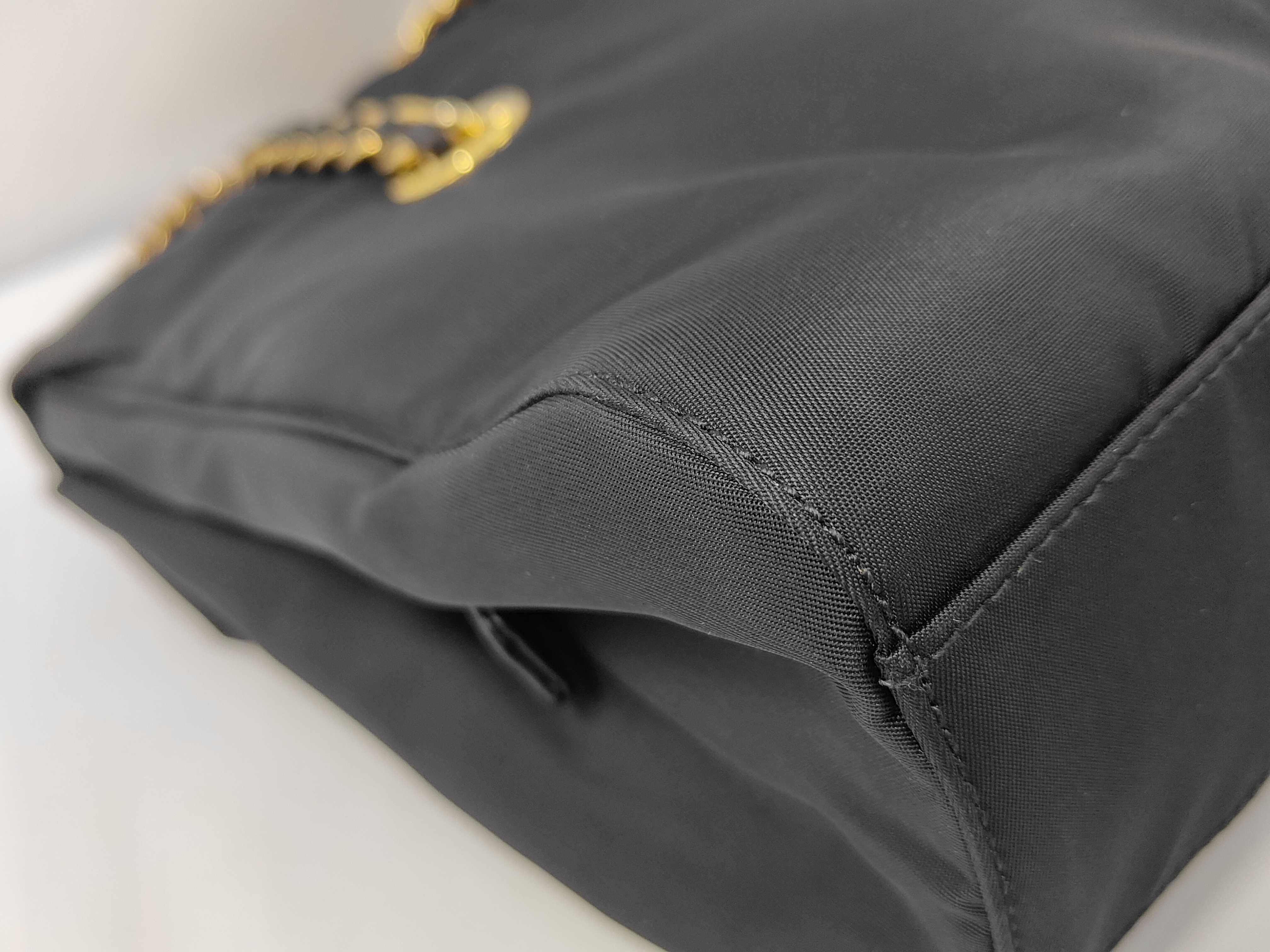 Chain Shoulder Bag — view 4
