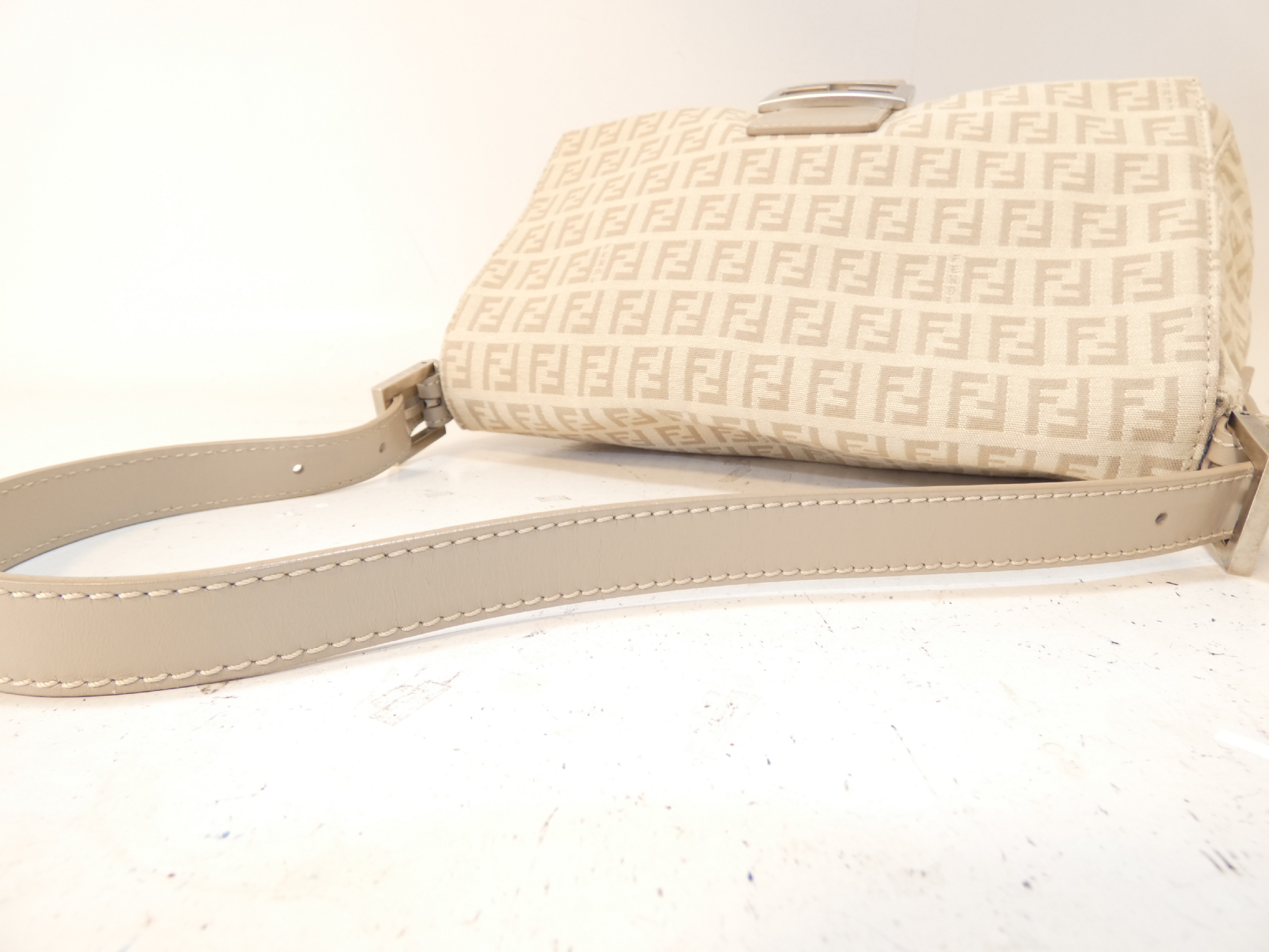 Mamma Zucchino Canvas Leather One-Hand Shoulder Bag — view 5