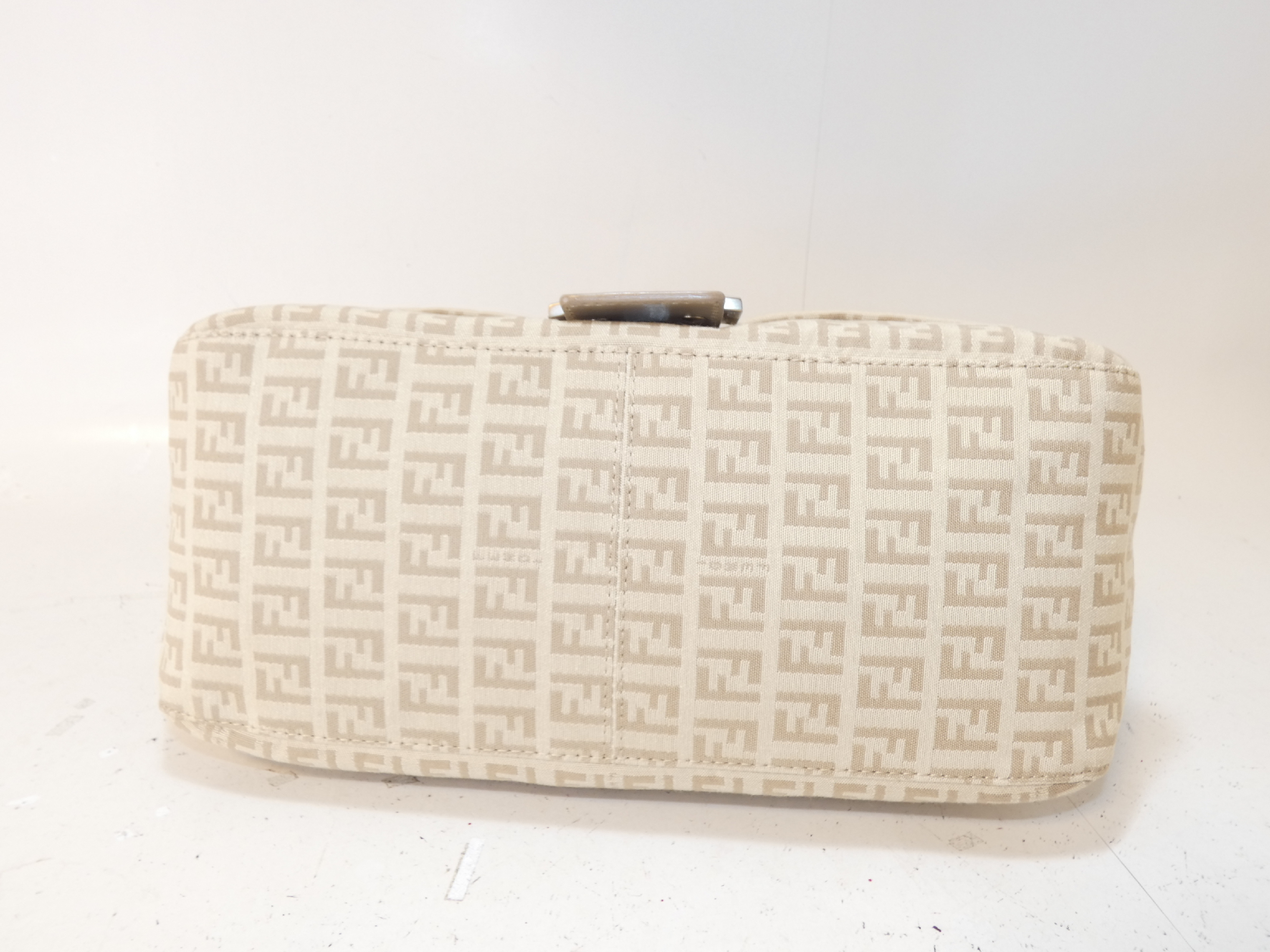 Mamma Zucchino Canvas Leather One-Hand Shoulder Bag — view 6
