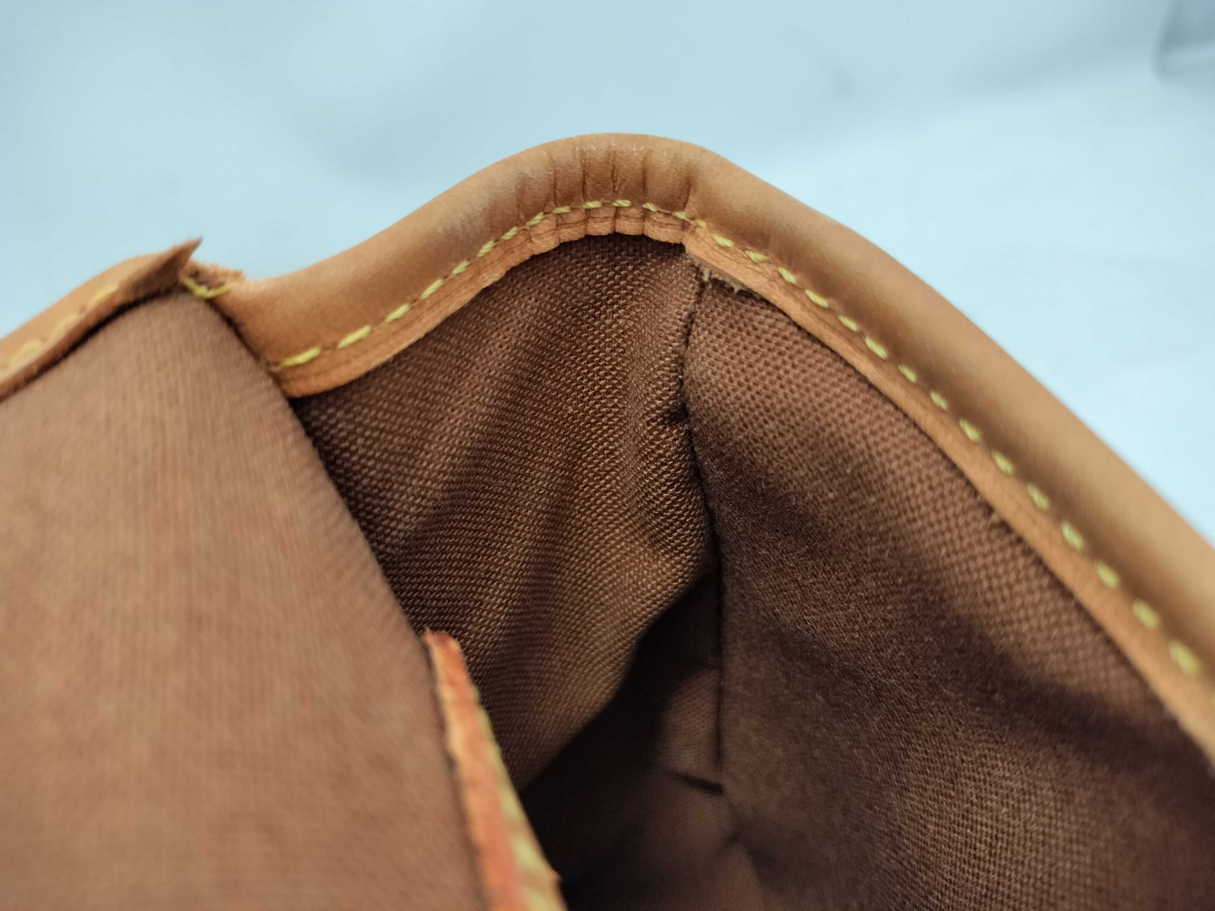 Monogram M42250 Sologne Shoulder Bag — view 9