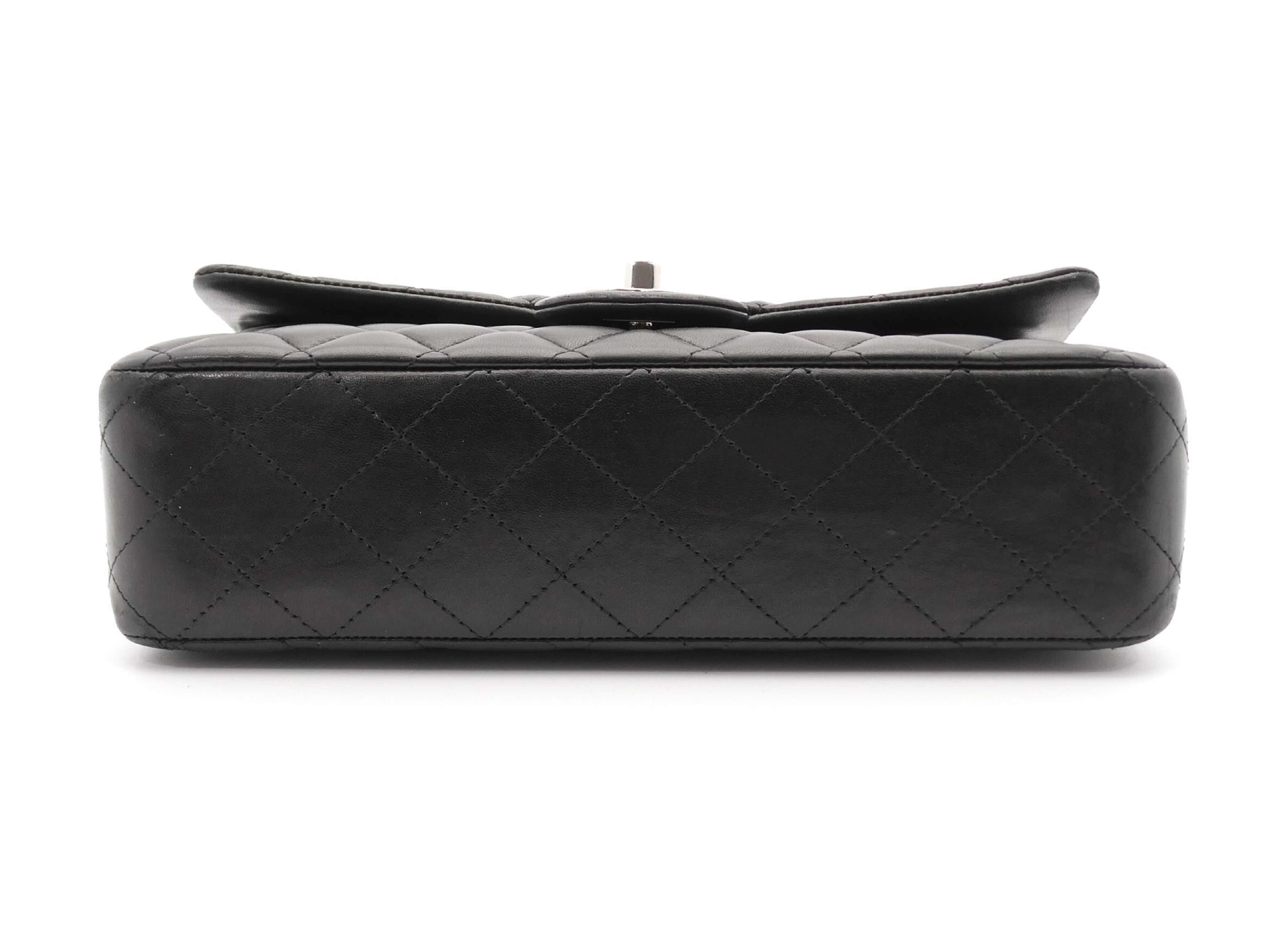 Matelassé Coco Mark Turnlock Double Flap Double Chain Shoulder Bag — view 5