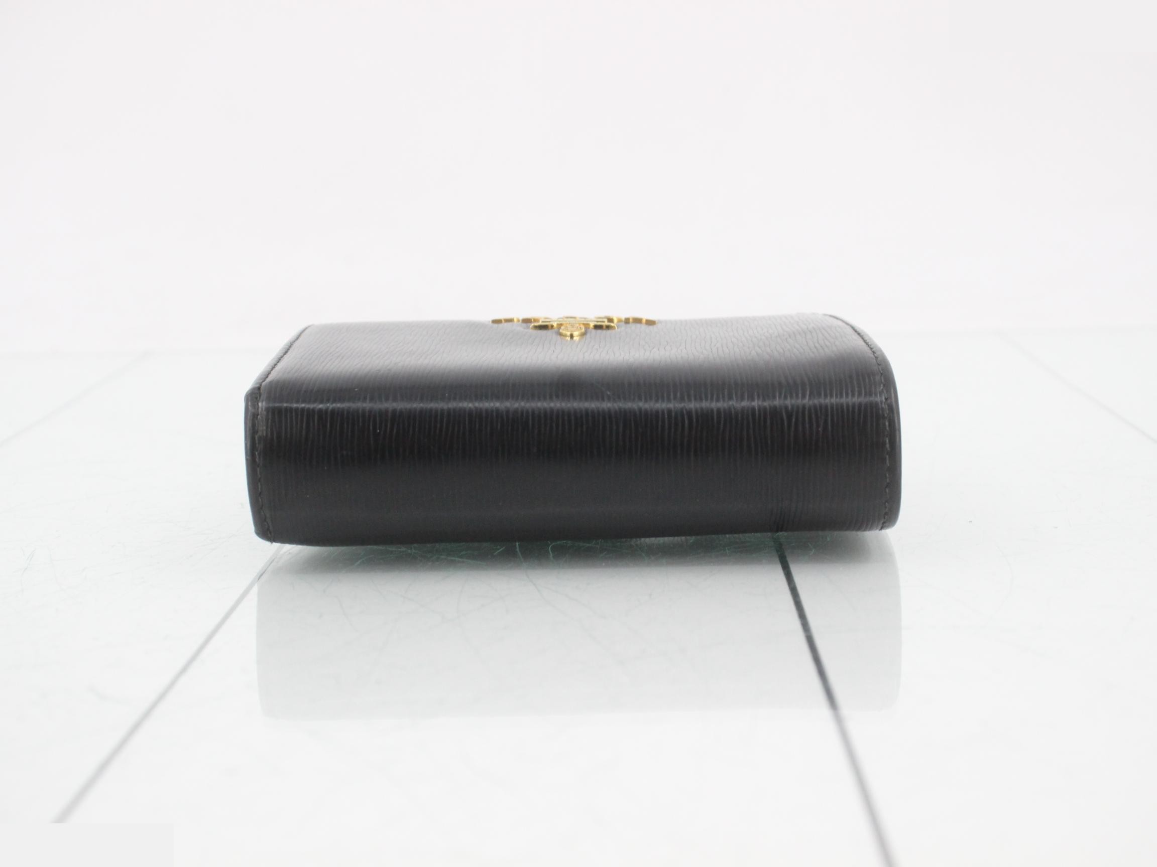 Other lines: Bags and Wallets — view 3