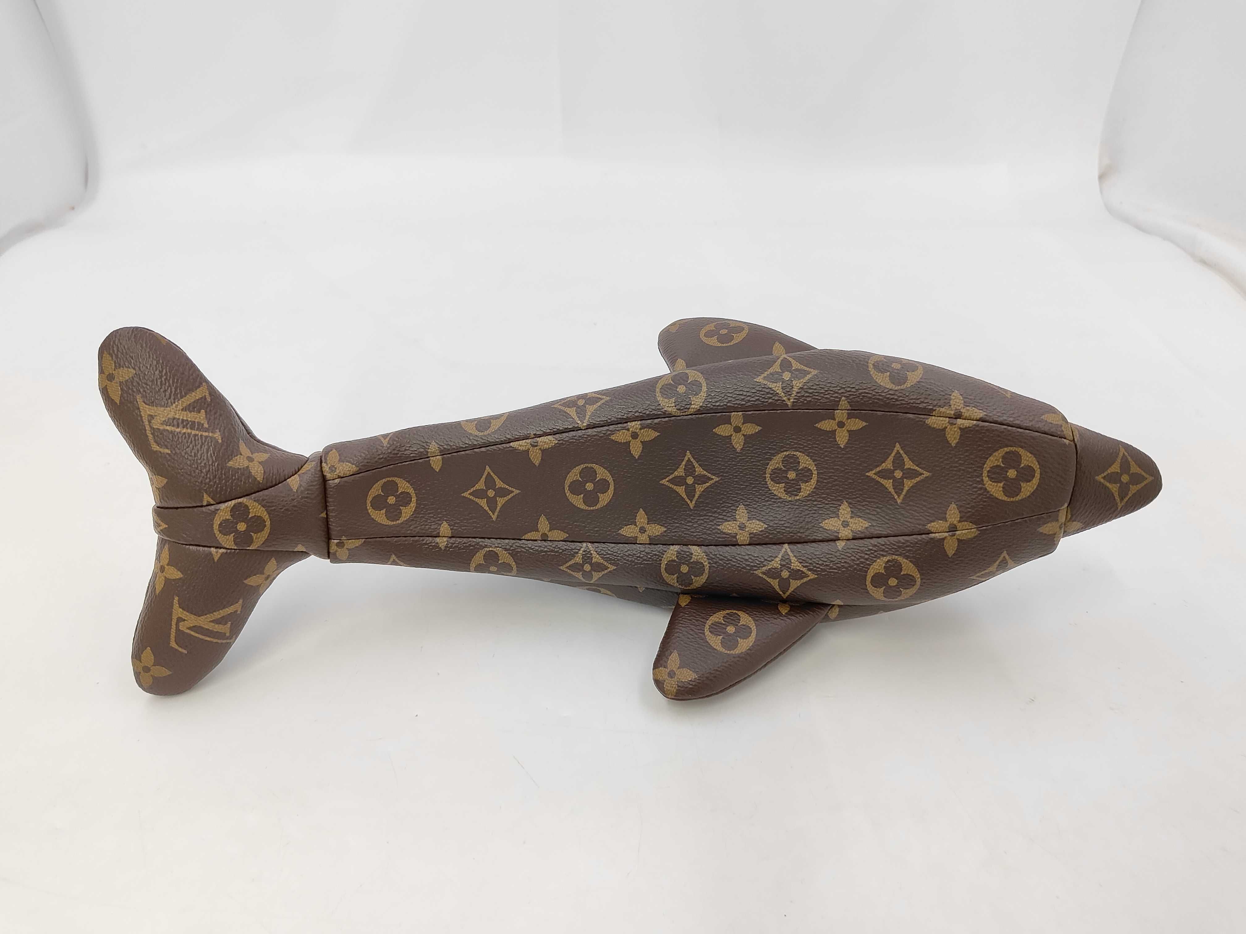 Monogram Leather Dolphin Shoulder Bag M14963 Shoulder Bag — view 4