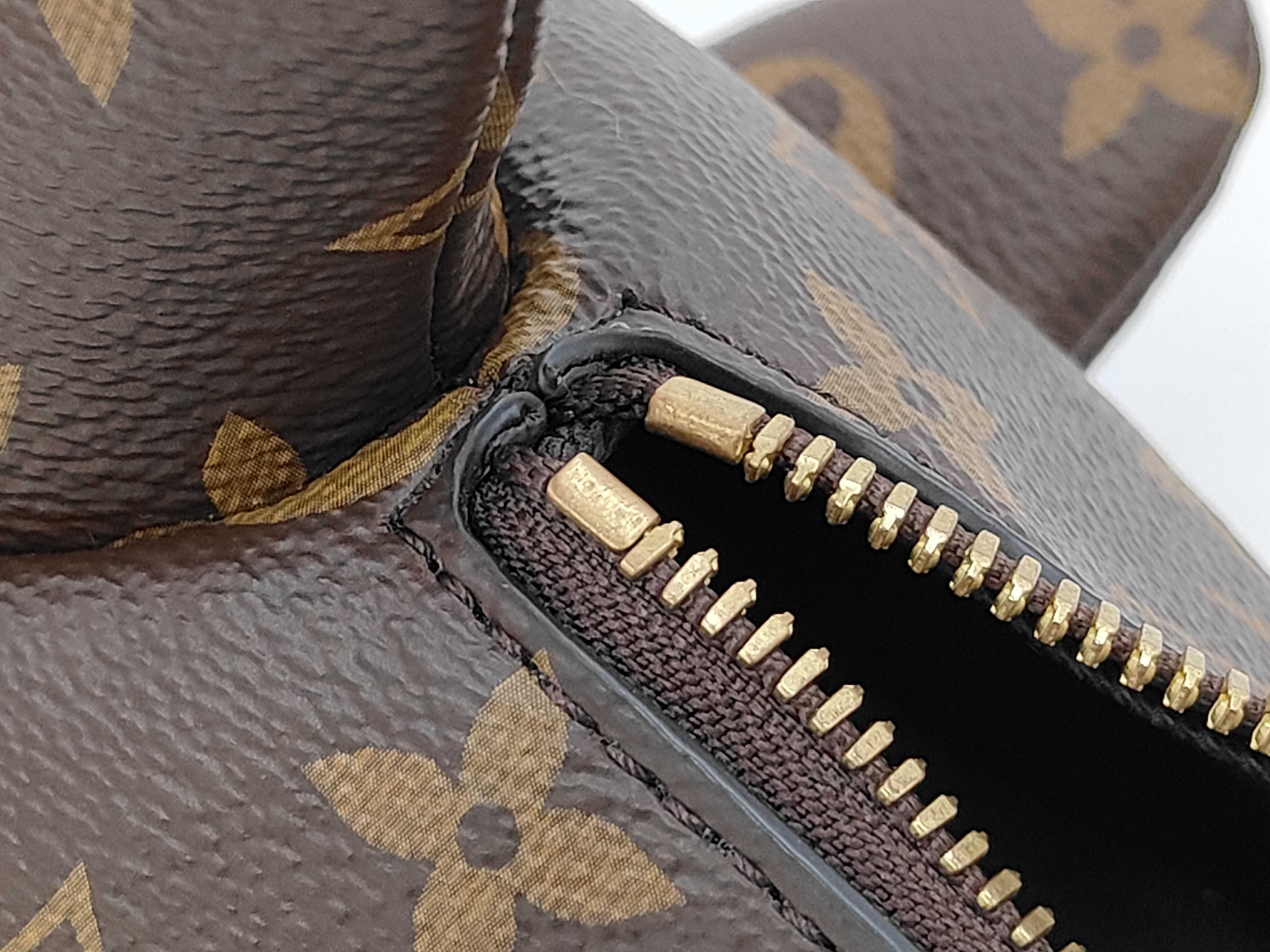 Monogram Leather Dolphin Shoulder Bag M14963 Shoulder Bag — view 9