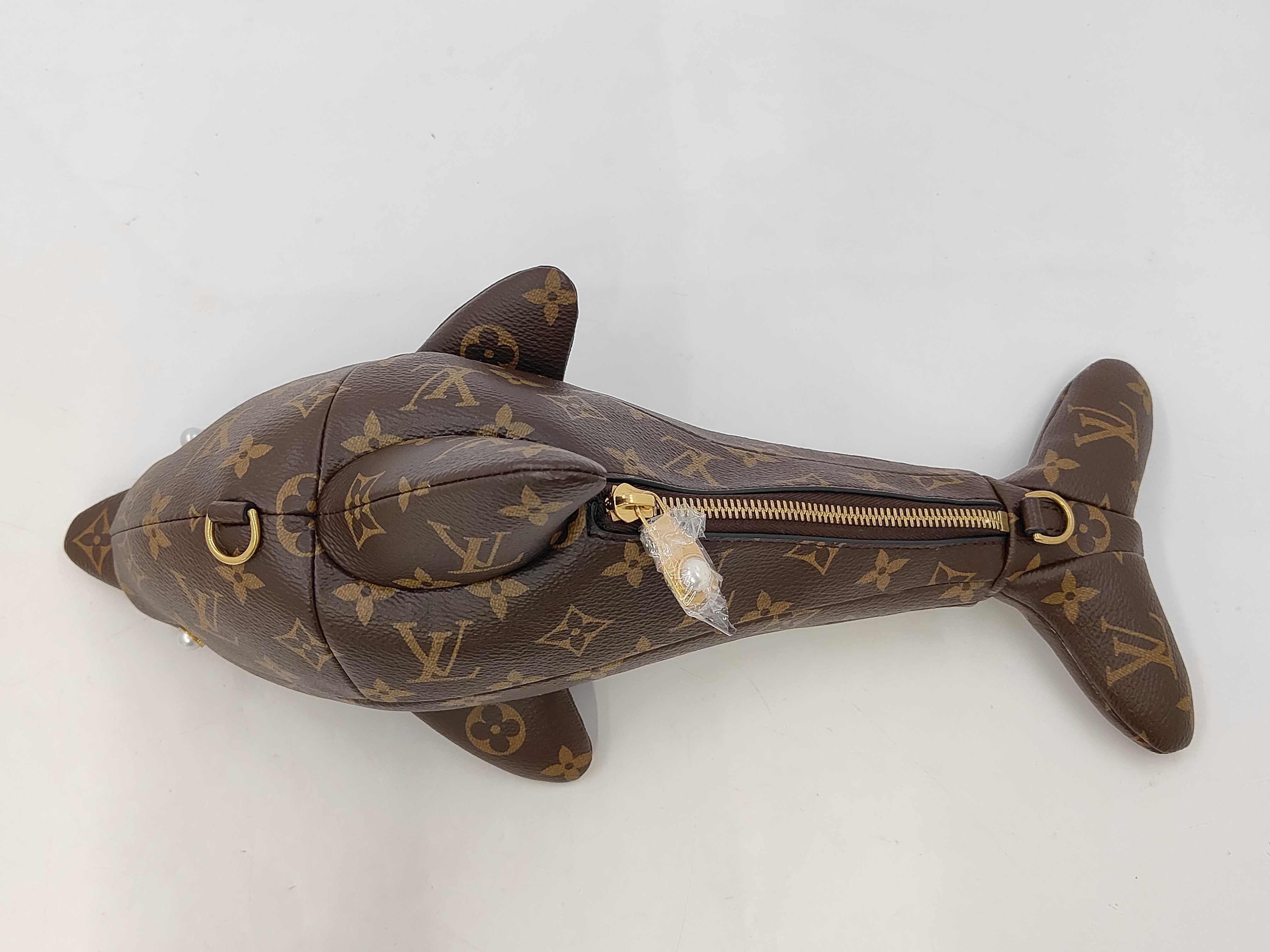 Monogram Leather Dolphin Shoulder Bag M14963 Shoulder Bag — view 10