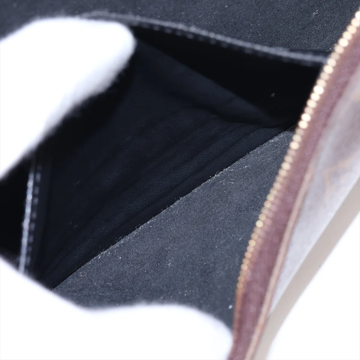 Giant Monogram Reverse Pochette Double Zip M69203 Brown (RFID detected) — view 7