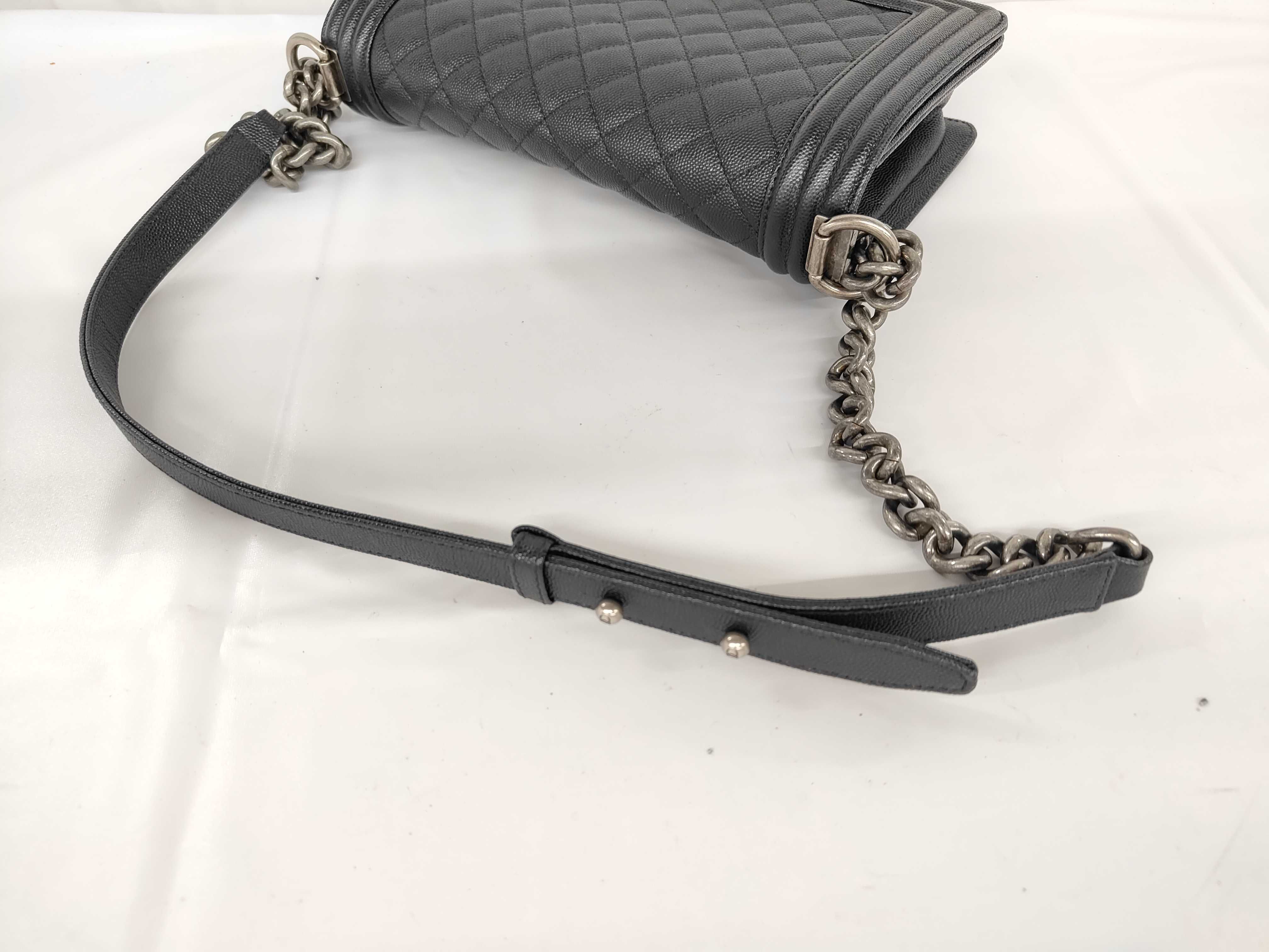 Caviar Skin (Bag) Boy Chanel Caviar Silver Hardware Chain Shoulder Bag Black Shoulder Bag — view 3